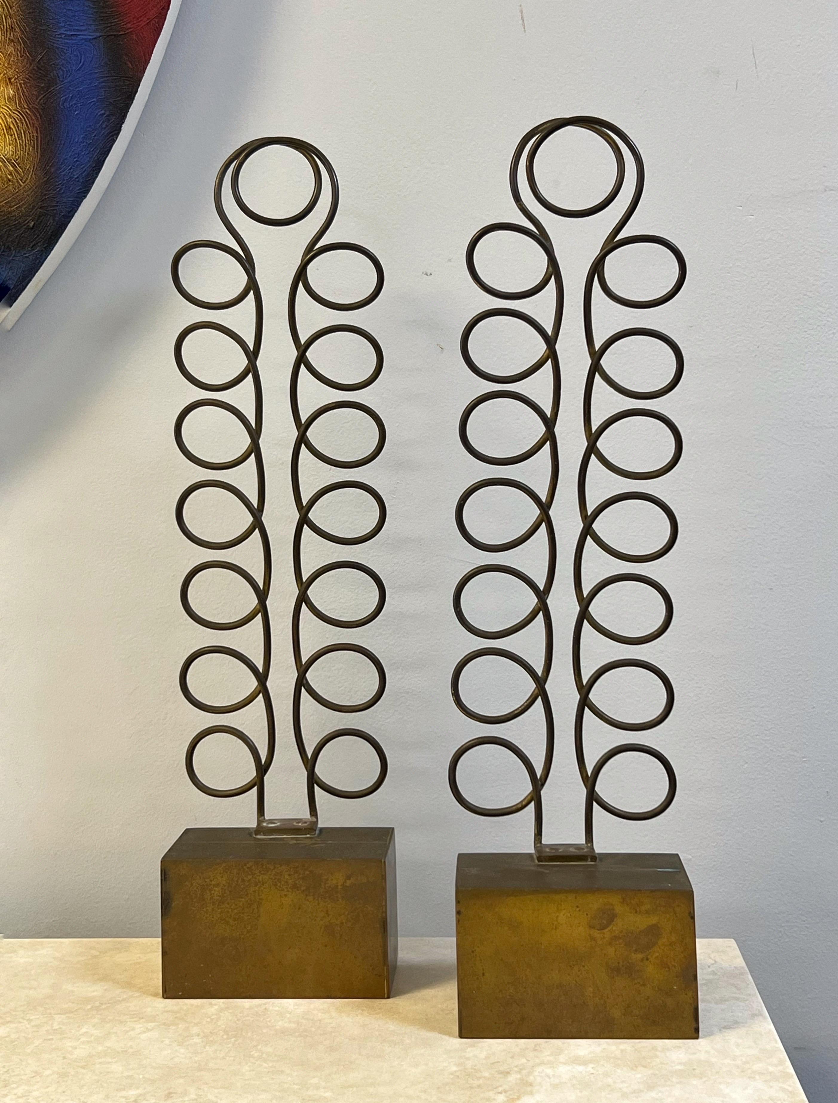 Modern 1950s Brass Pair of Sculptures Garniture Andirons In Good Condition In Miami, FL