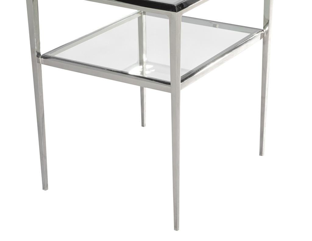 Table d'appoint moderne à 2 niveaux en acier inoxydable Bon état - En vente à North York, ON