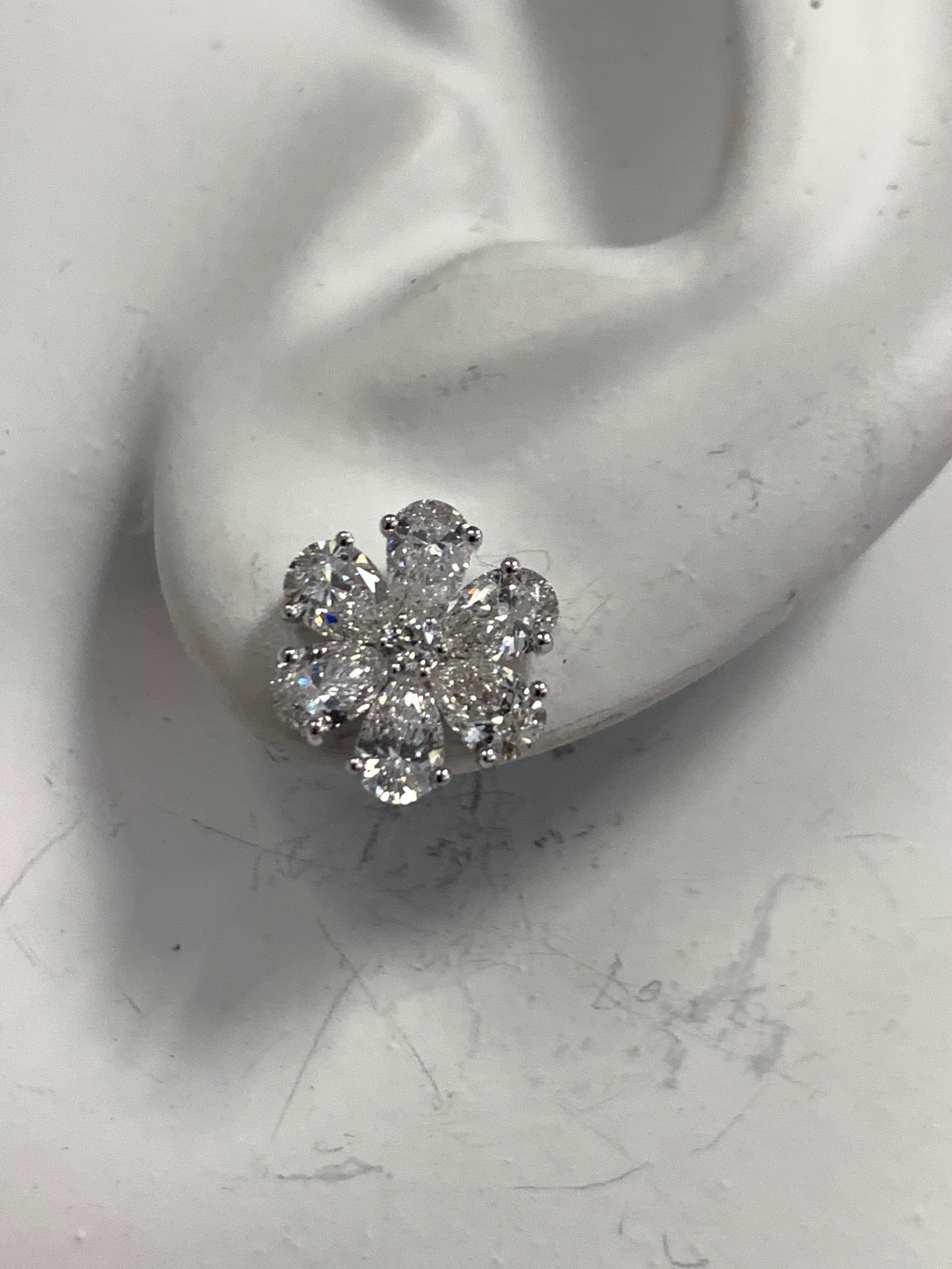 Modern 2.02 Carat Floral Natural Colorless Pear Shape Diamond Gold Earrings 2