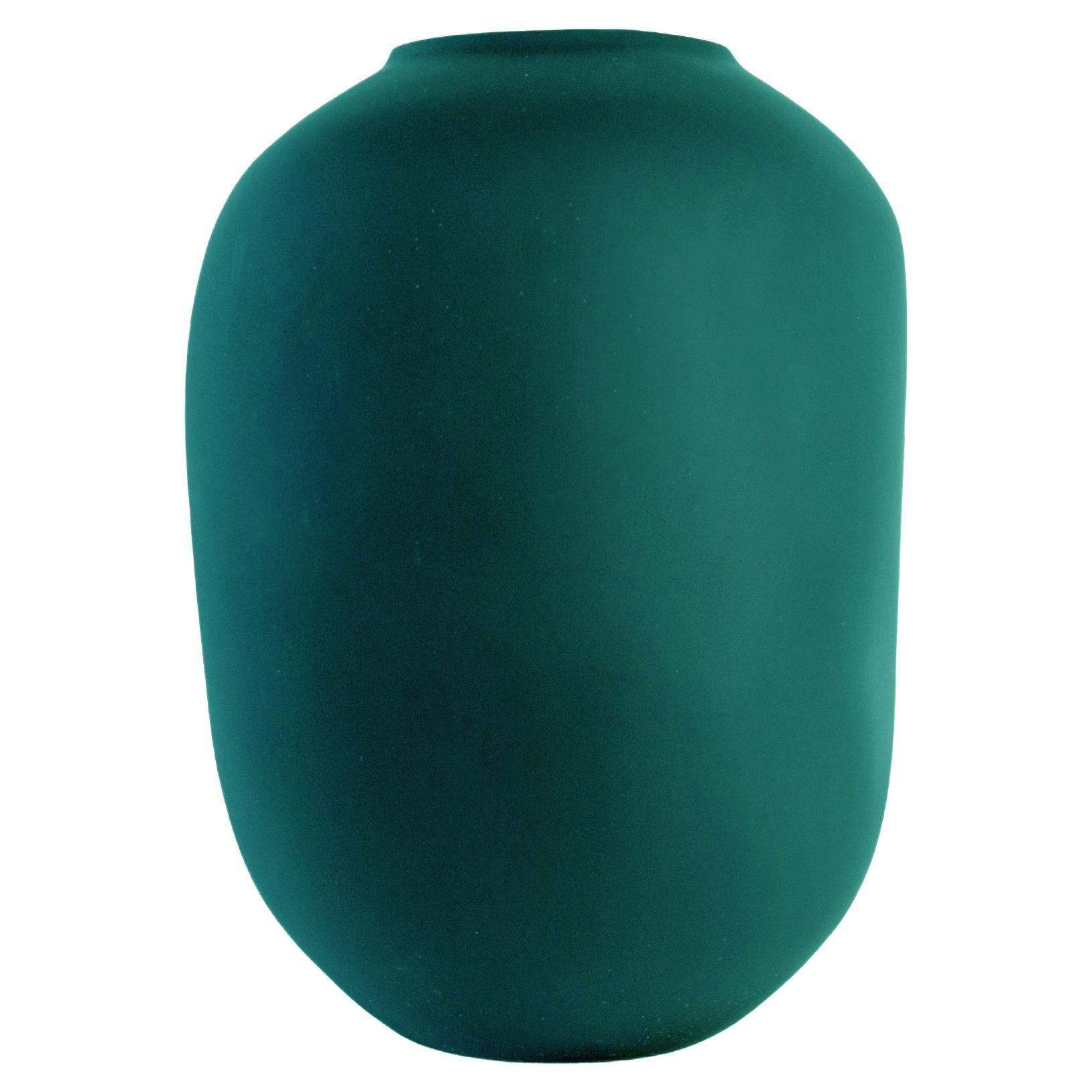 Modern 21st Century "Emerald Green High Tara" Resin Vase from Mexico For Sale