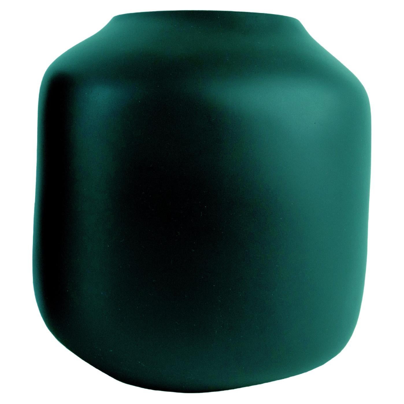 Modern 21st Century "Emerald Green Low Tara" Resin Vase from Mexico For Sale