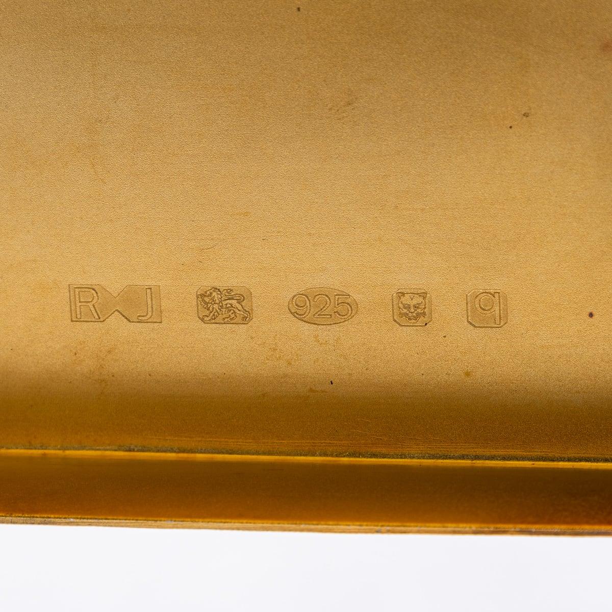 Scatola per sigari moderna a forma di libro in argento massiccio del 21° secolo, Londra c.2015 in vendita 10