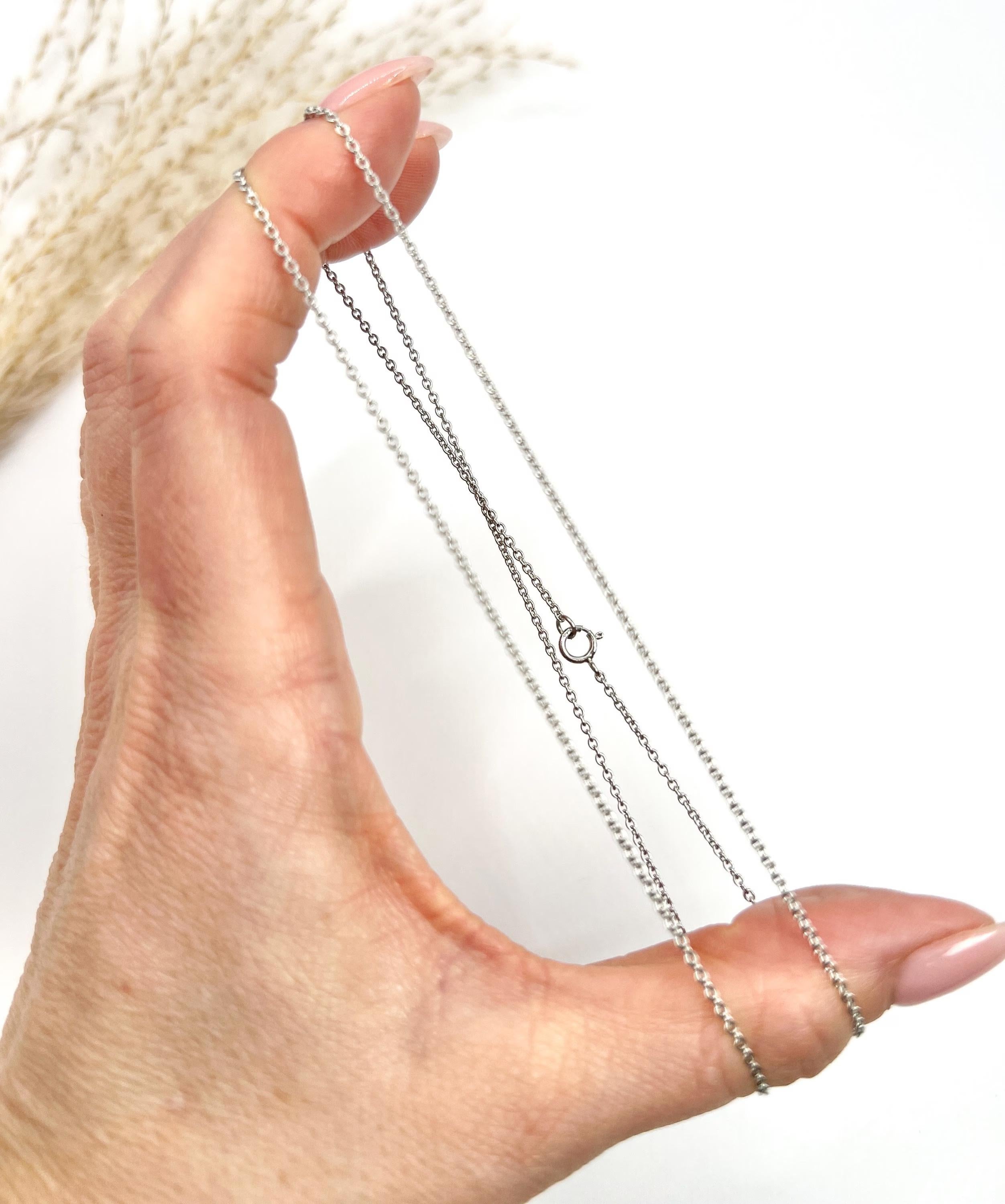 Catena moderna da 22 pollici, stampata in platino, A Link con chiusura ad anello con bullone in vendita 1