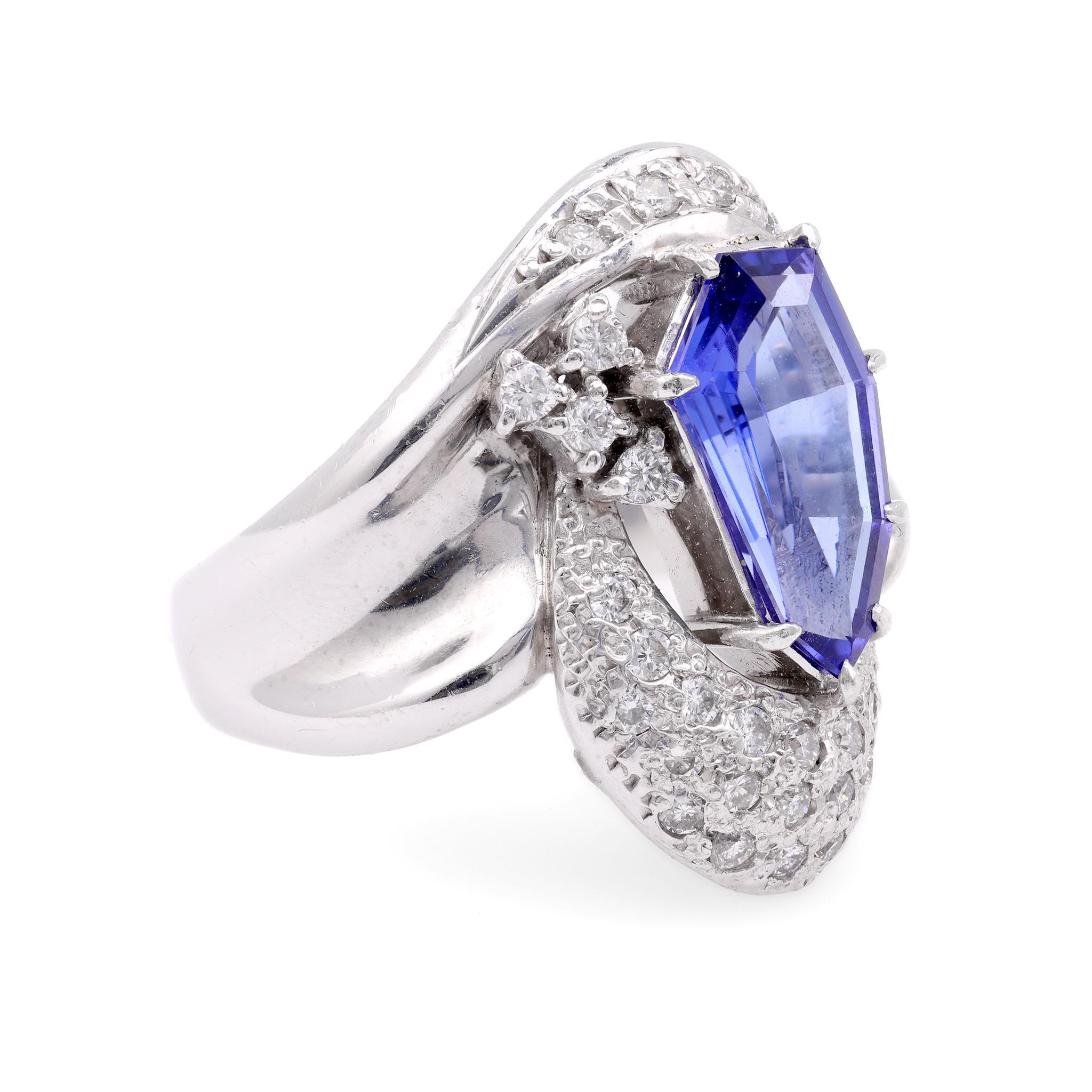 Brilliant Cut Modern 2.31 Carat Coffin Step Cut Tanzanite Diamond Platinum Cocktail Ring