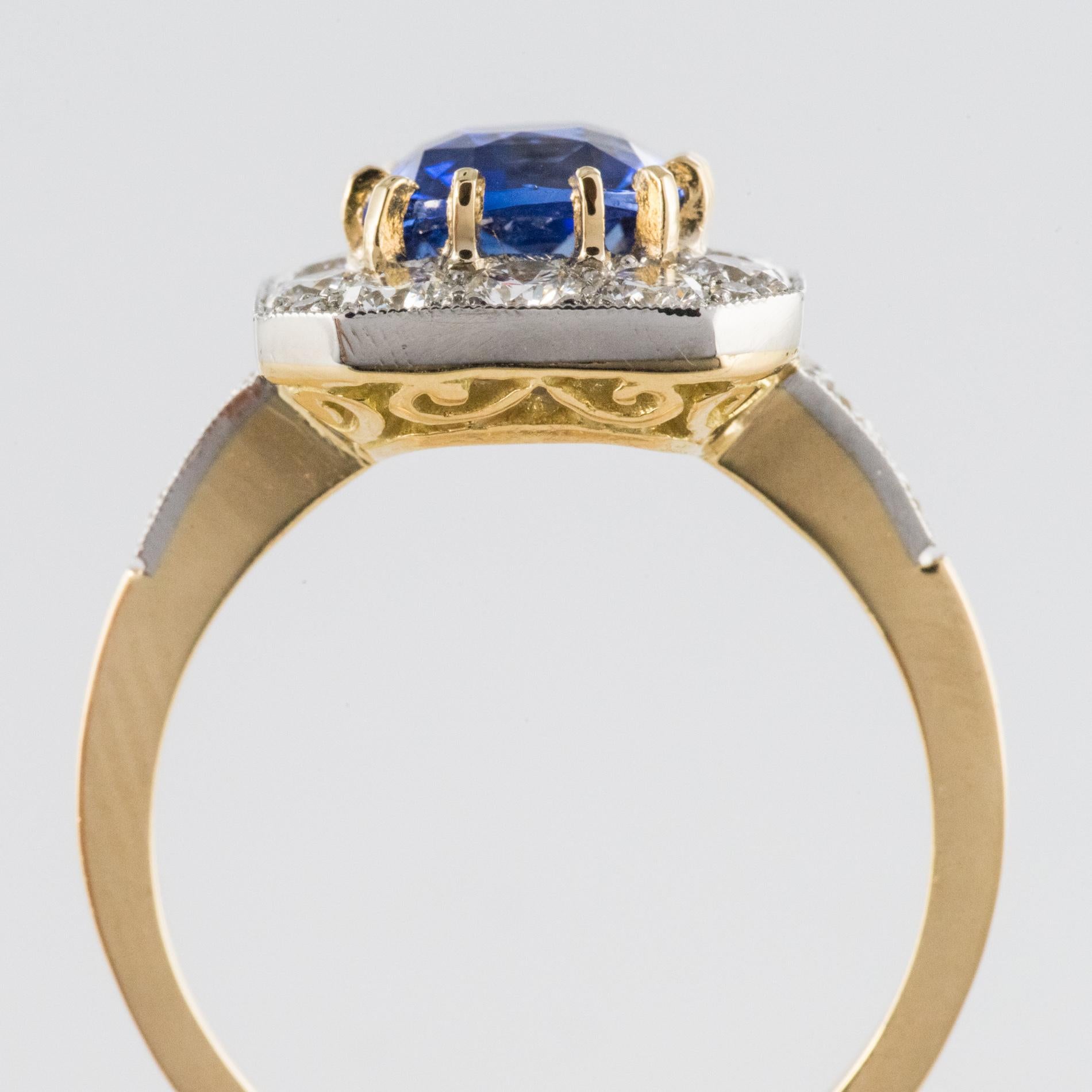 Modern 2.56 Blue Sapphire Diamonds 18 Karat Yellow Gold Octogonal Ring 6