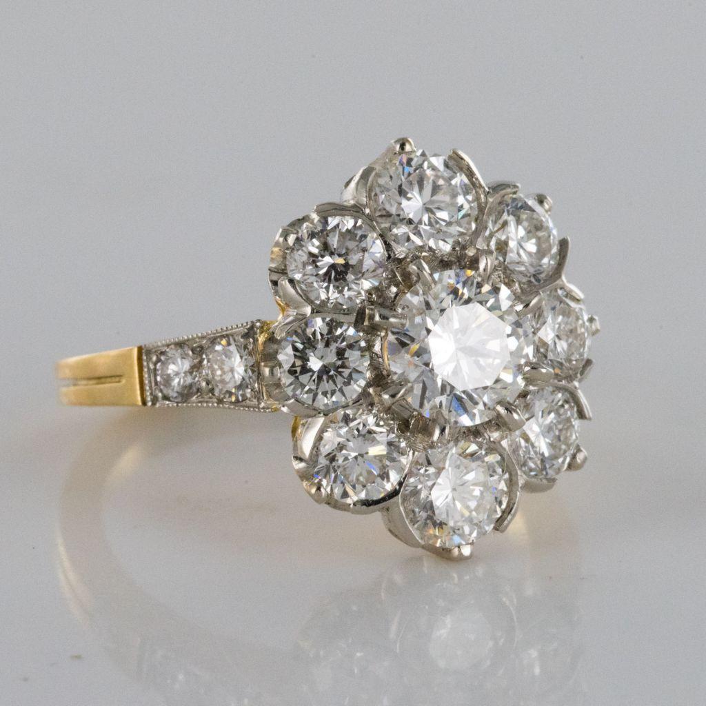 Women's Modern 2, 68 Carats Diamonds 18 Karat Yellow Gold Platinum Daisy Ring