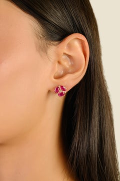 Boucles d'oreilles modernes en or jaune 14 carats de 2,98 ct de rubis naturel et de diamants en grappe