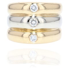 Modern 3 Diamonds 18 Karat Yellow White Gold Bangle Ring