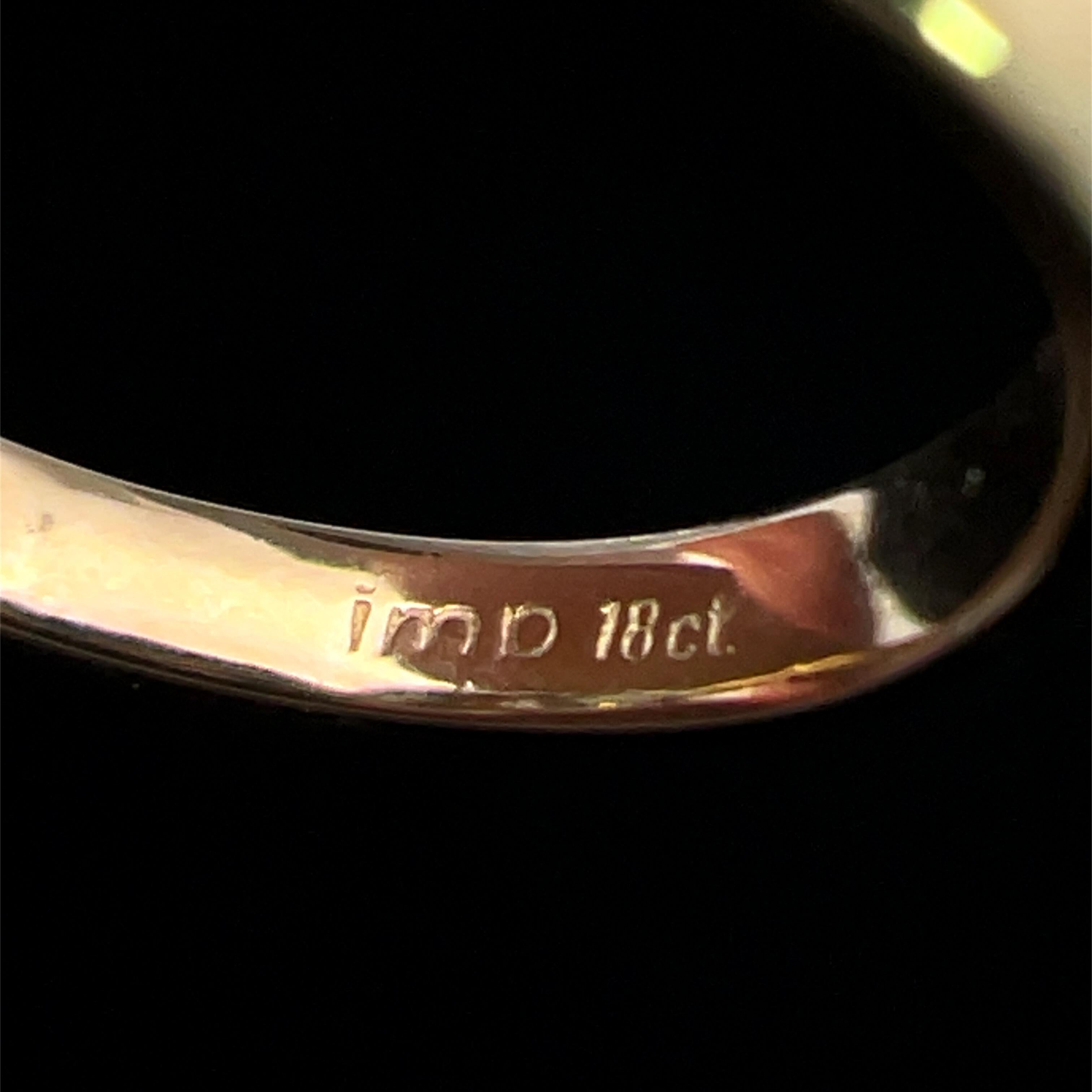 Femenino o masculino Anillo solitario moderno de diamantes en forma de corazón de 3,00 ct Circa 2000s