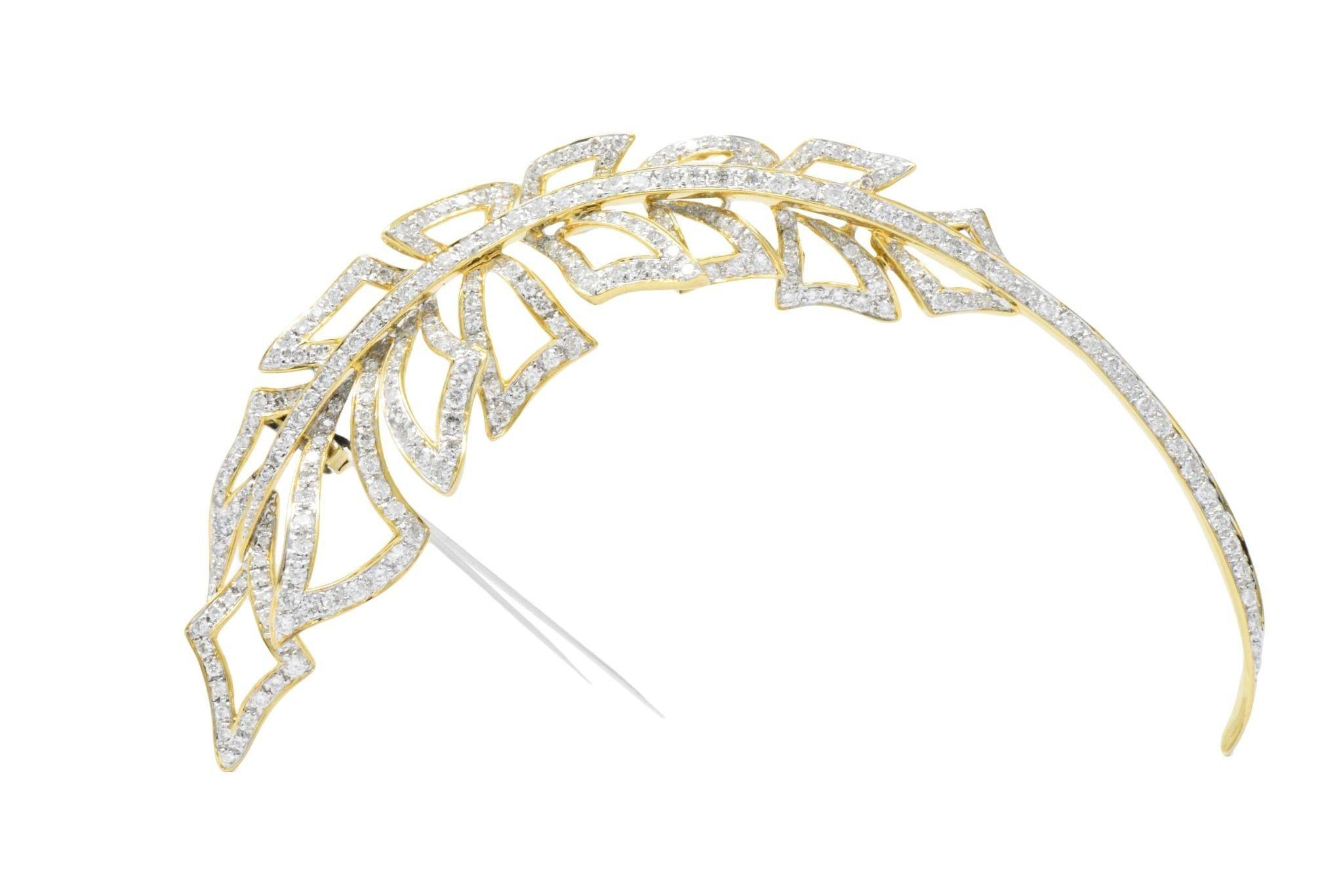 Women's or Men's Modern 3.65 Carats Diamond 18 Karat Two-Tone Gold Feather Brooch