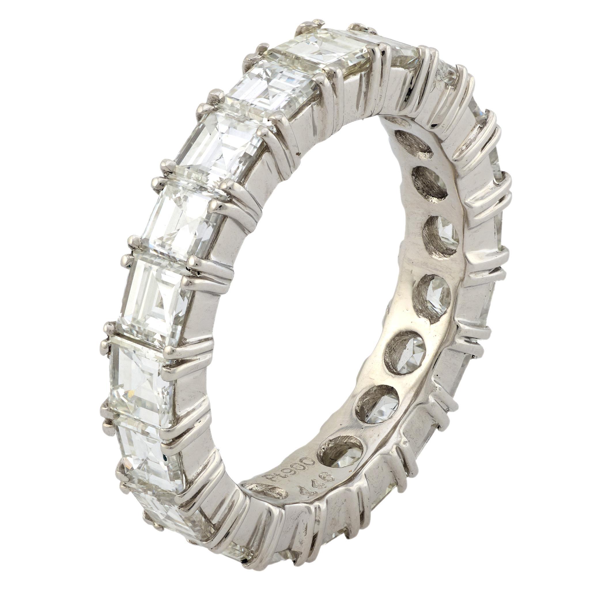 Moderner 4.46 Karat Gesamtgewicht Diamant Platin Ewigkeitsring mit Diamanten (Ungeschliffen) im Angebot