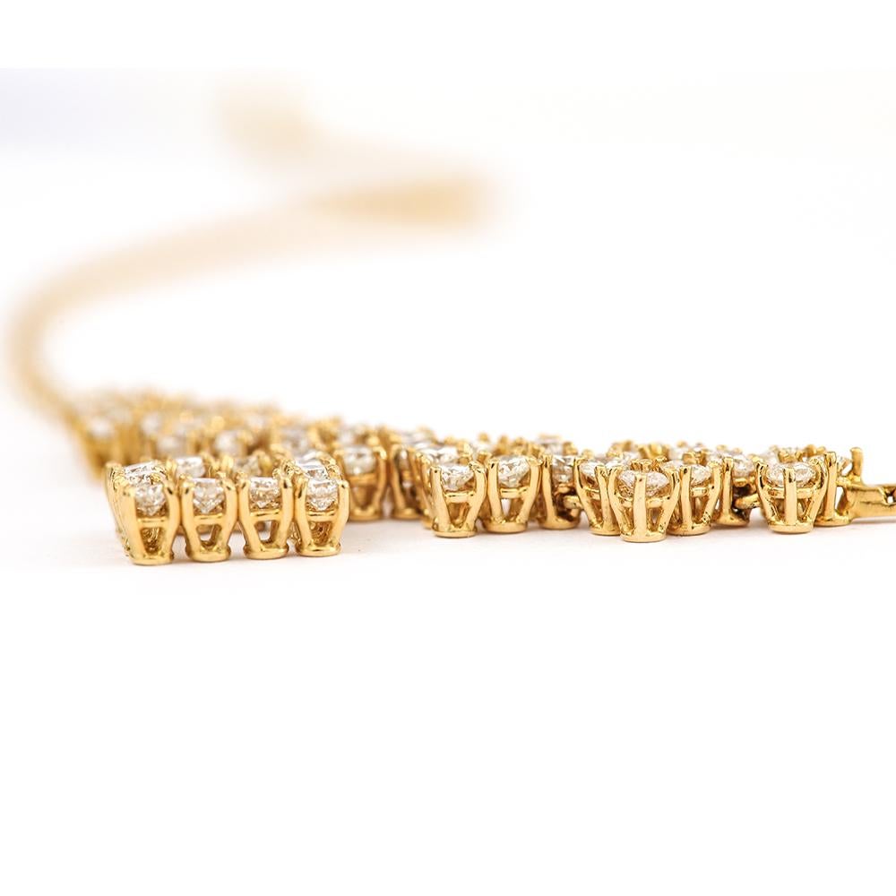 Modern 4.80 Carat Diamond Bracelet and Necklace Set 18 Karat Yellow Gold In Good Condition In Lancashire, Oldham