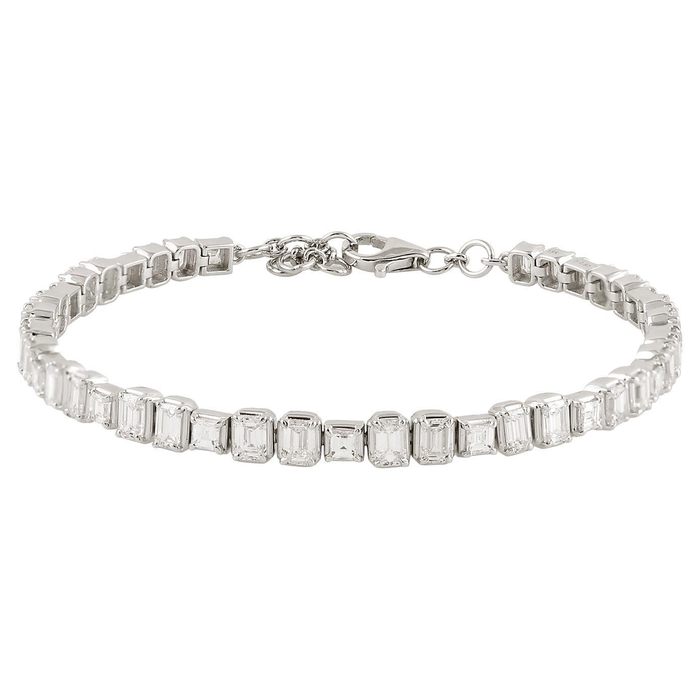 Bracelet tennis moderne en or blanc 18 carats avec diamants taille Ascher de 4,80 carats