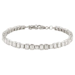 Bracelet tennis moderne en or blanc 18 carats avec diamants taille Ascher de 4,80 carats