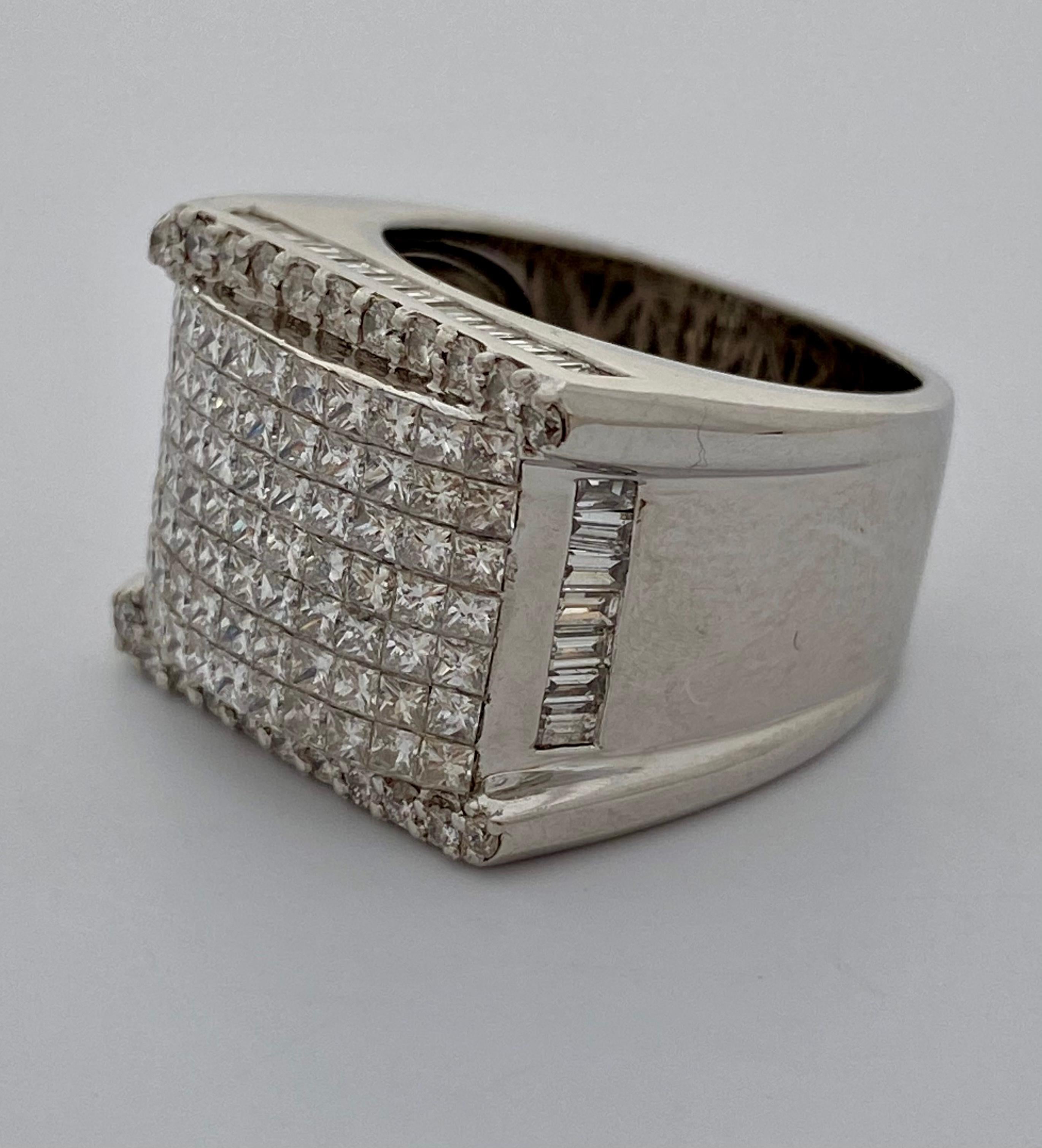 Modern 5 Carat Princess, Baguette and Round Diamond Unisex Heavy White Gold Ring In Excellent Condition In Tustin, CA