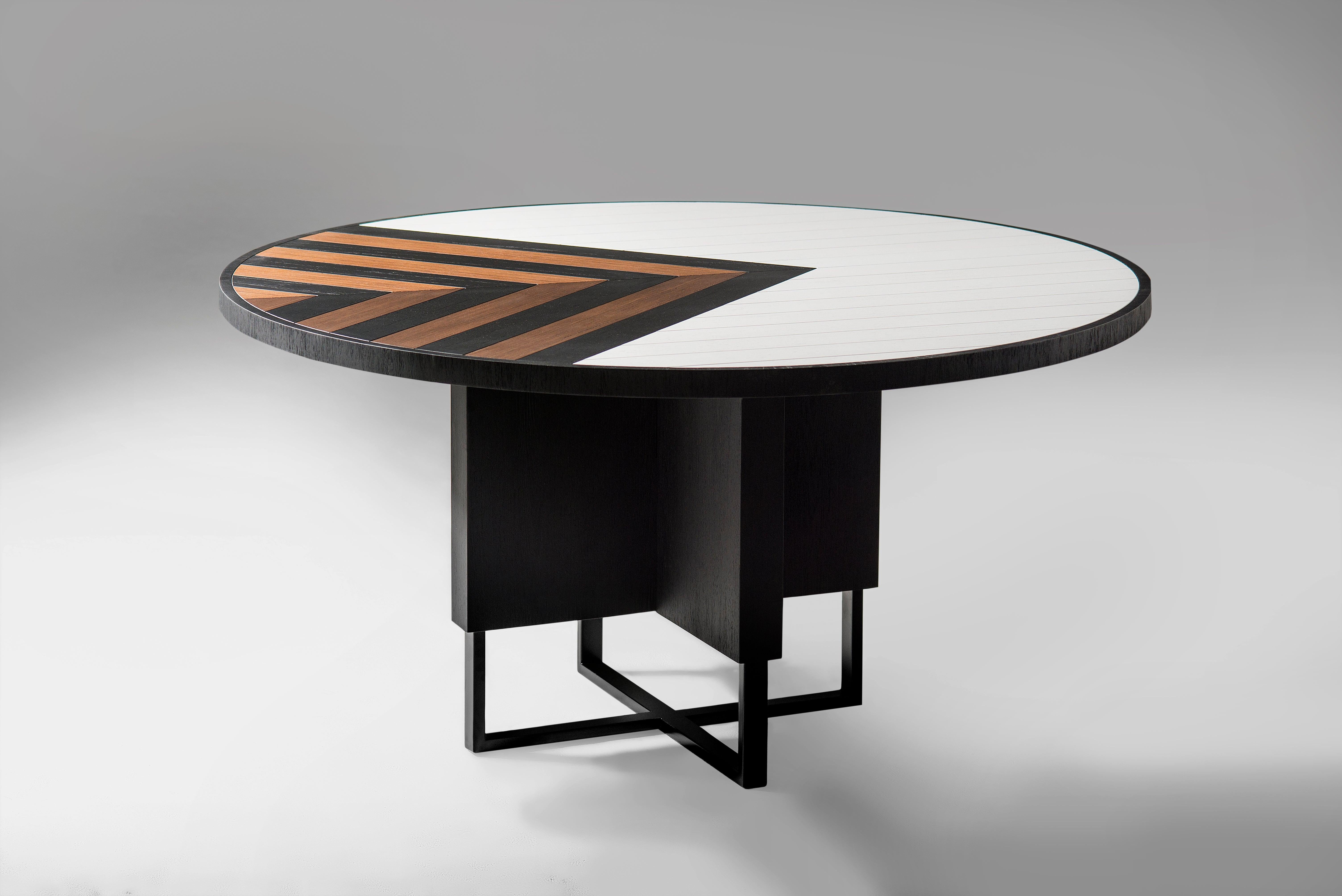 round dining table for 6