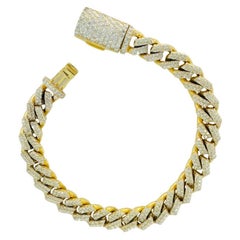 Modern 7.50 Carat Diamonds Raised Prong Cuban Link Bracelet