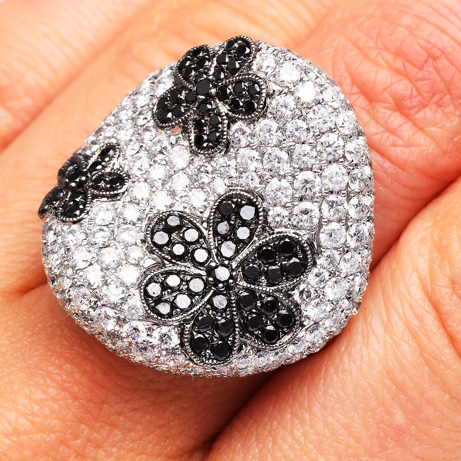 Moderner 8,20 Karat Diamant-Cocktailring mit Blumen-Cluster aus 18 Karat Weißgold 2