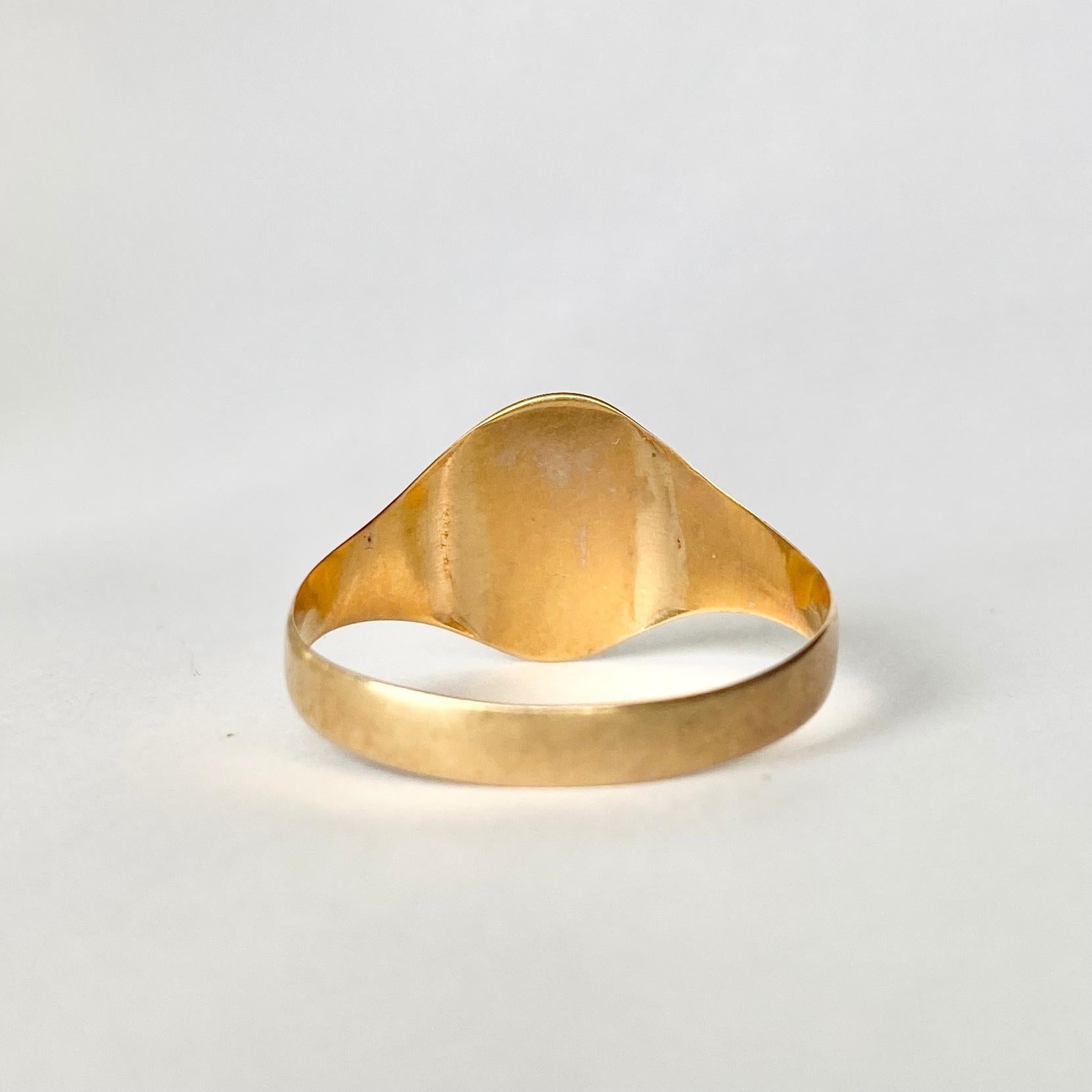 Modern 9 Carat Gold Signet Ring In Good Condition In Chipping Campden, GB