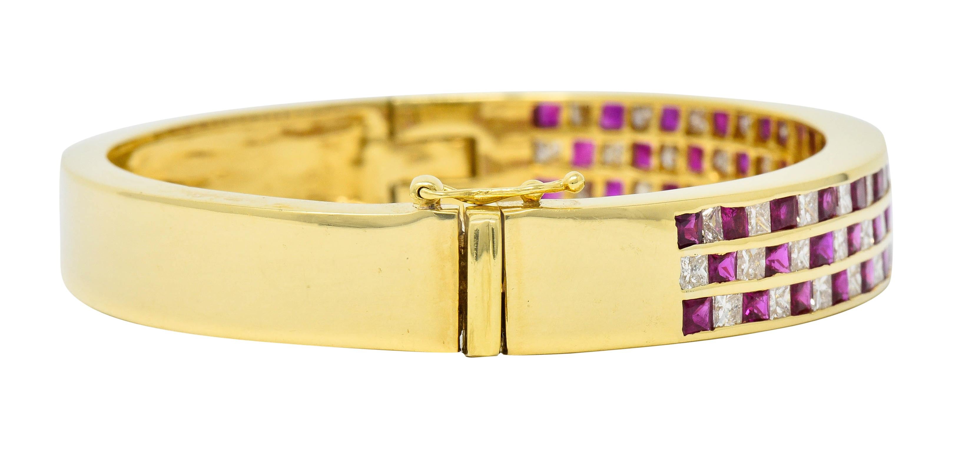 Princess Cut Modern 9.10 Carat Ruby Diamond 18 Karat Gold Bangle Bracelet