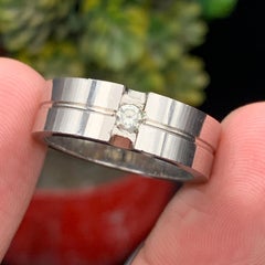 Modern 925 Sterling Silver Geometric Band Ring with Flush-Set Solitaire Diamond