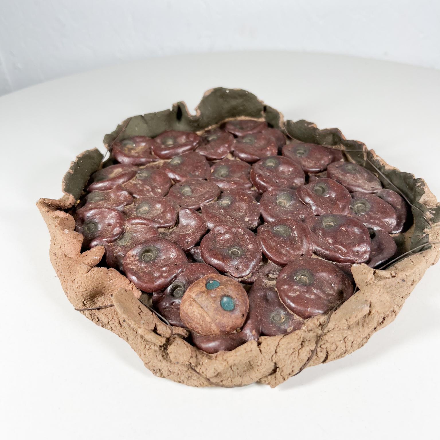 Modern Abstract Art Small Eye Sculptural Pottery In Good Condition For Sale In Chula Vista, CA