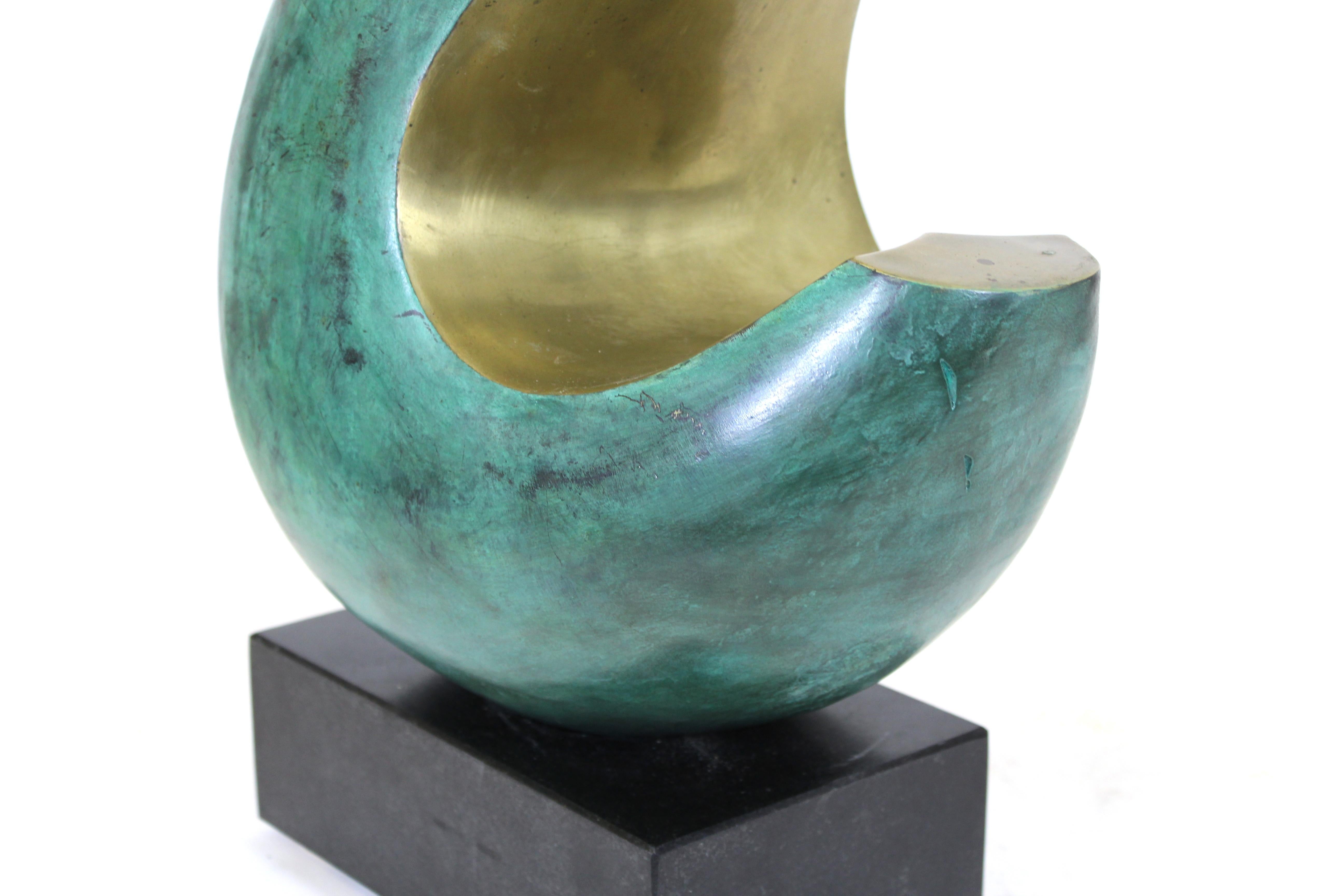 Modern Abstract Bronze Sculpture on Marble Base In Good Condition In New York, NY