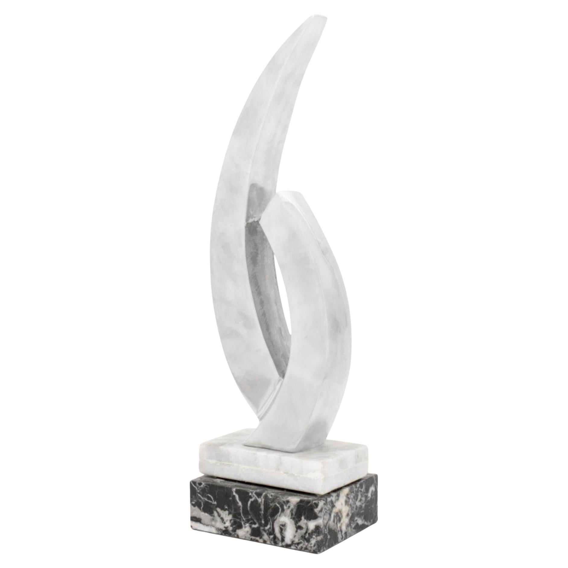 Sculpture abstraite moderne en chrome et marbre