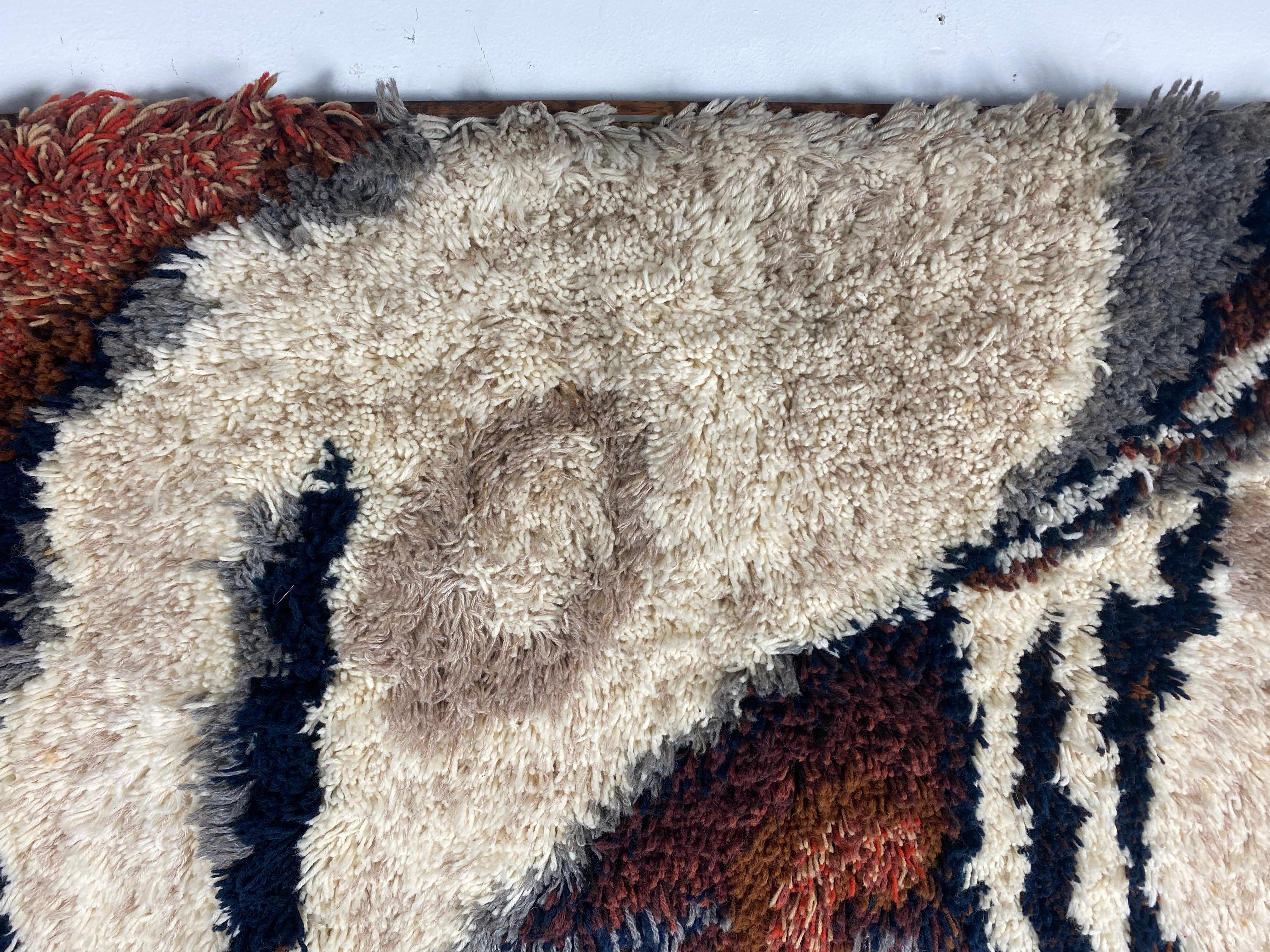 Mid-Century Modern Modern Abstract Ege Rya Rug / Wall Hanging Signed & Dated 1977 For Sale