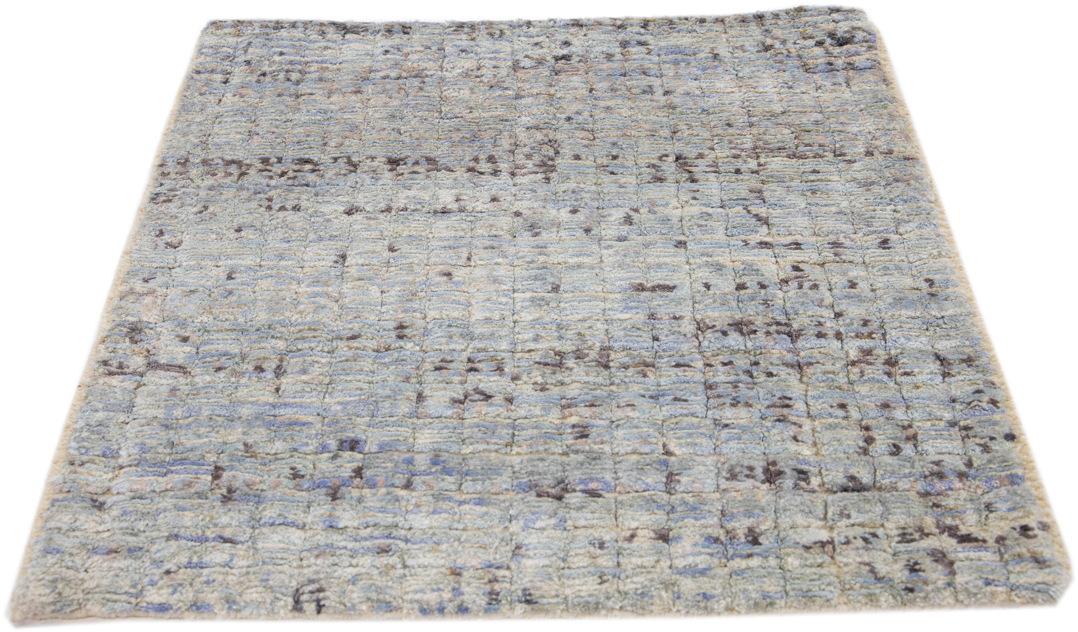 Nepalese Modern Abstract Gray Handmade Custom Wool Rug For Sale