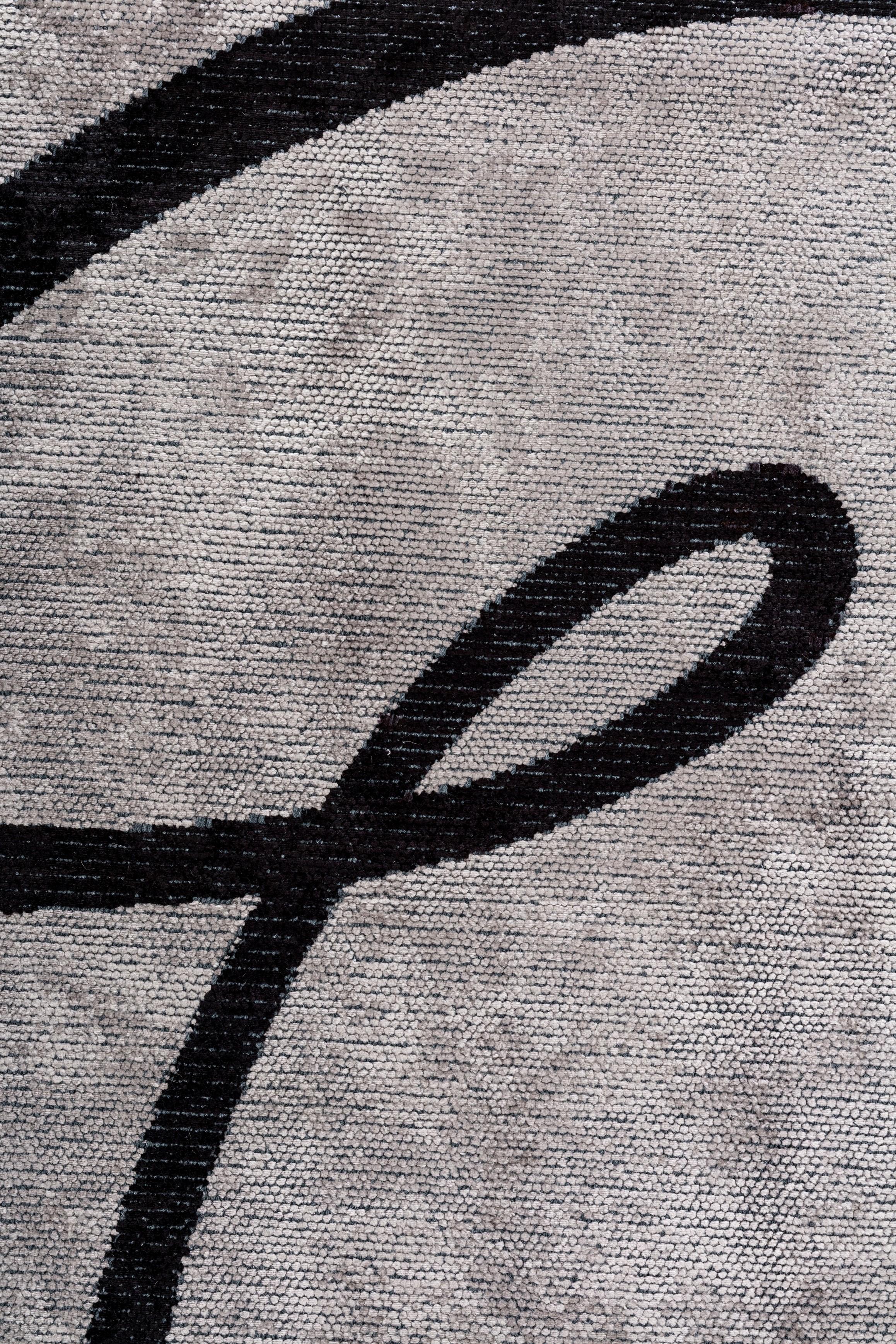 For Sale:  (Gray) Modern Abstract Luxury Hand-Finished Area Rug 5