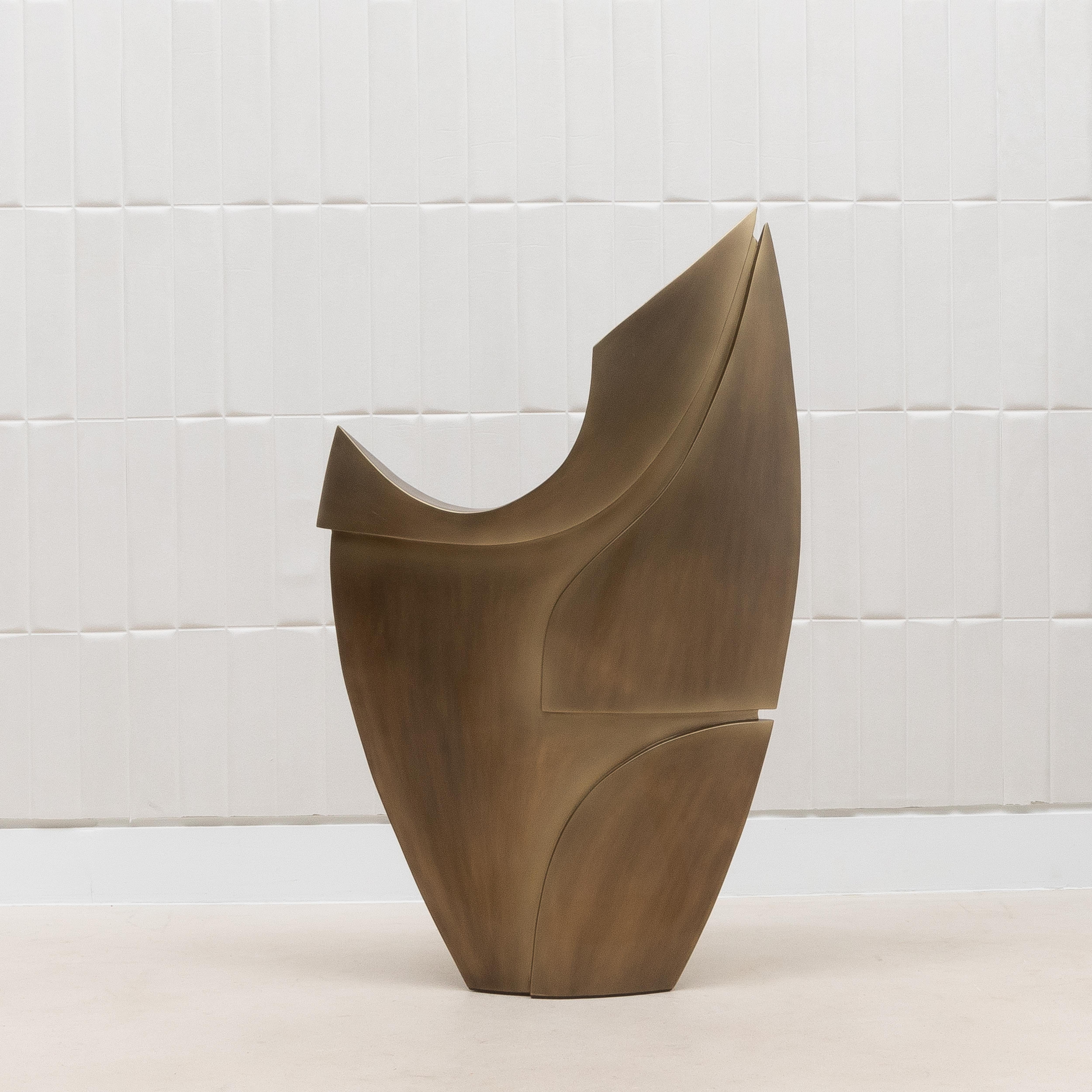 Abstrakte moderne M-Skulptur aus Bronze mit Patina-Messing von Patrick Coard Paris (Art déco) im Angebot