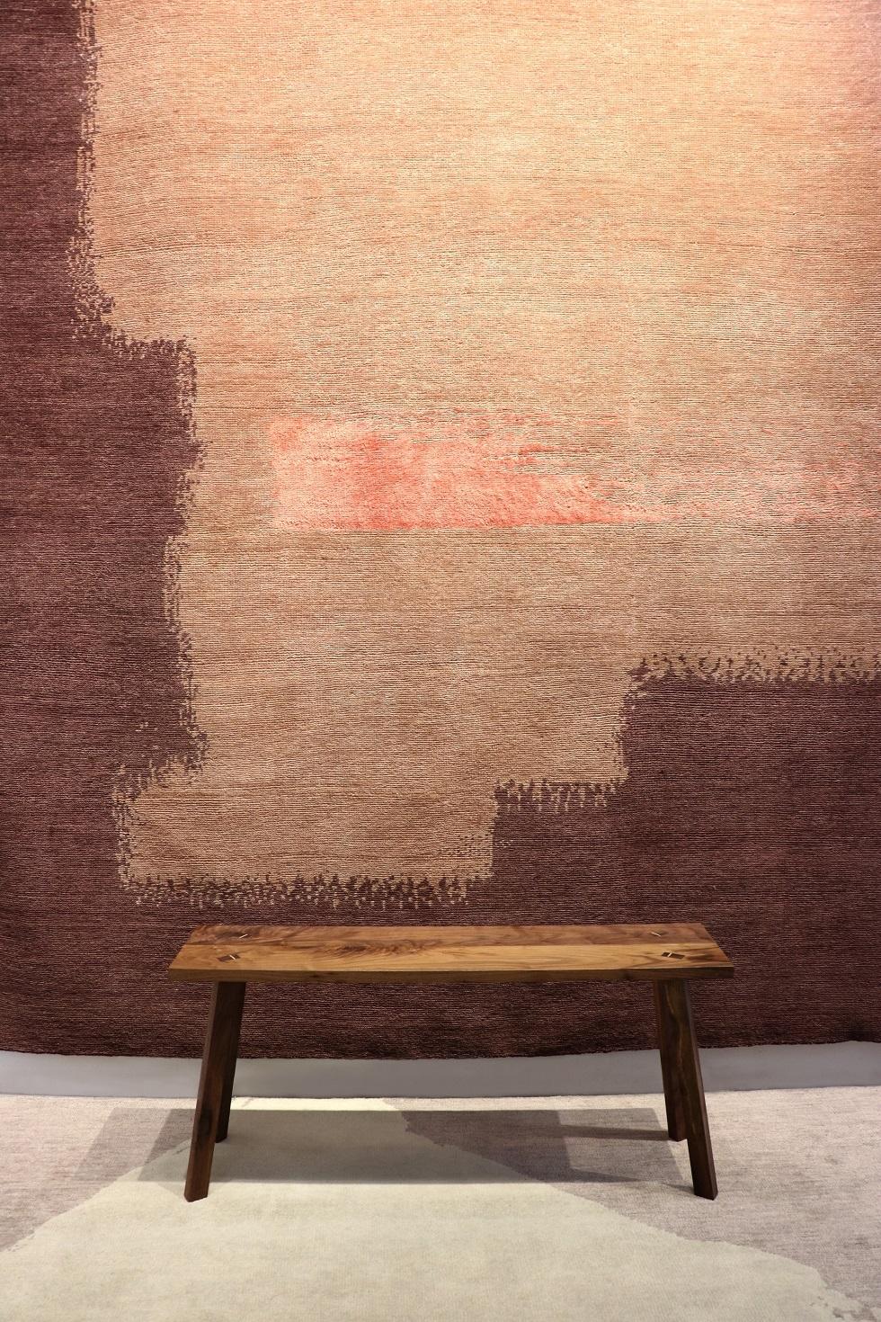 Modern Abstract Red Peach and Coral Hand-Knotted Wool and Silk Rug For Sale 3