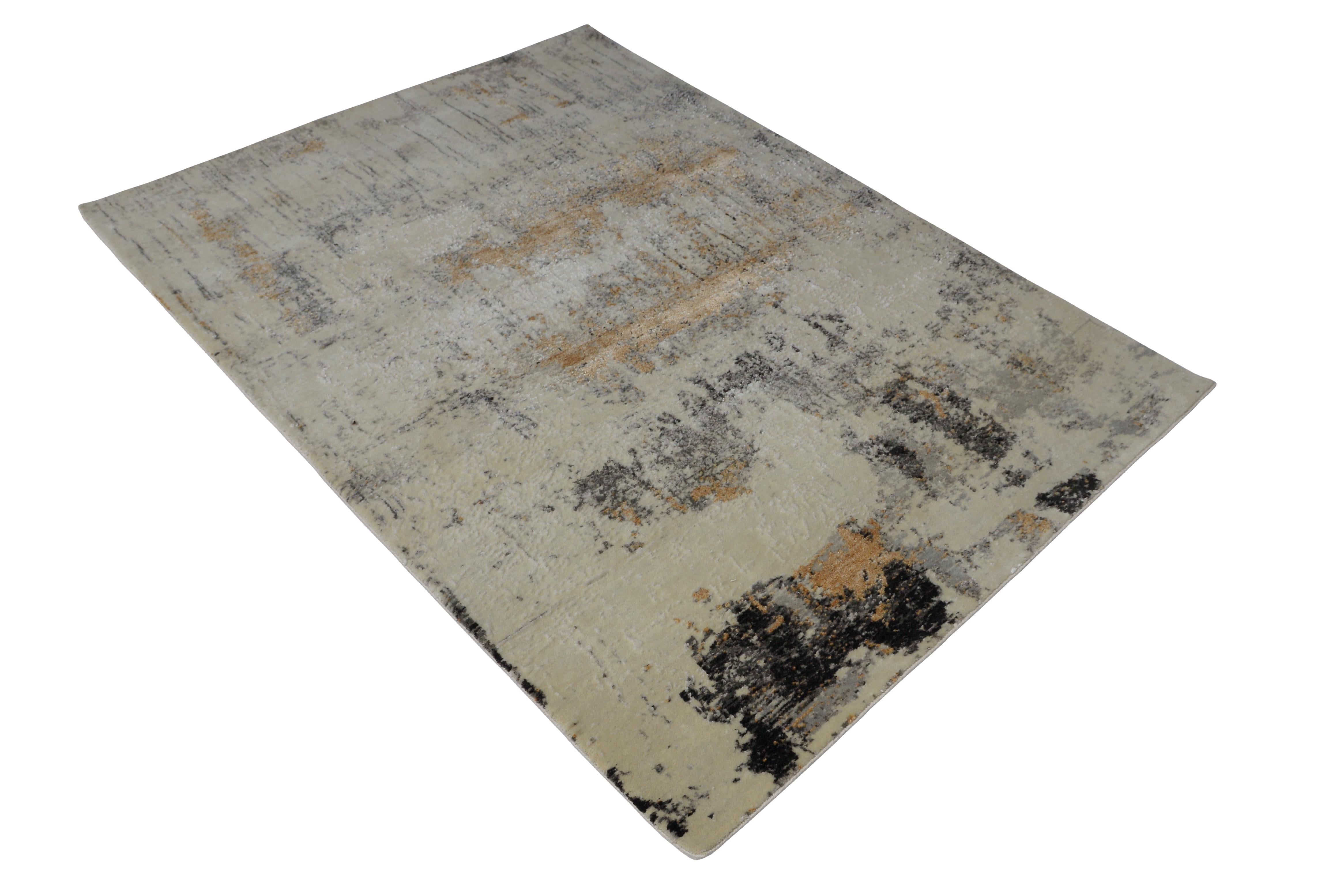 Indian Rug & Kilim's Modern Abstract Rug with Beige and Silver-Gray All-Over Pattern For Sale