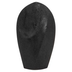 Sculpture abstraite moderne en galuchat noir par Patrick Coard Paris