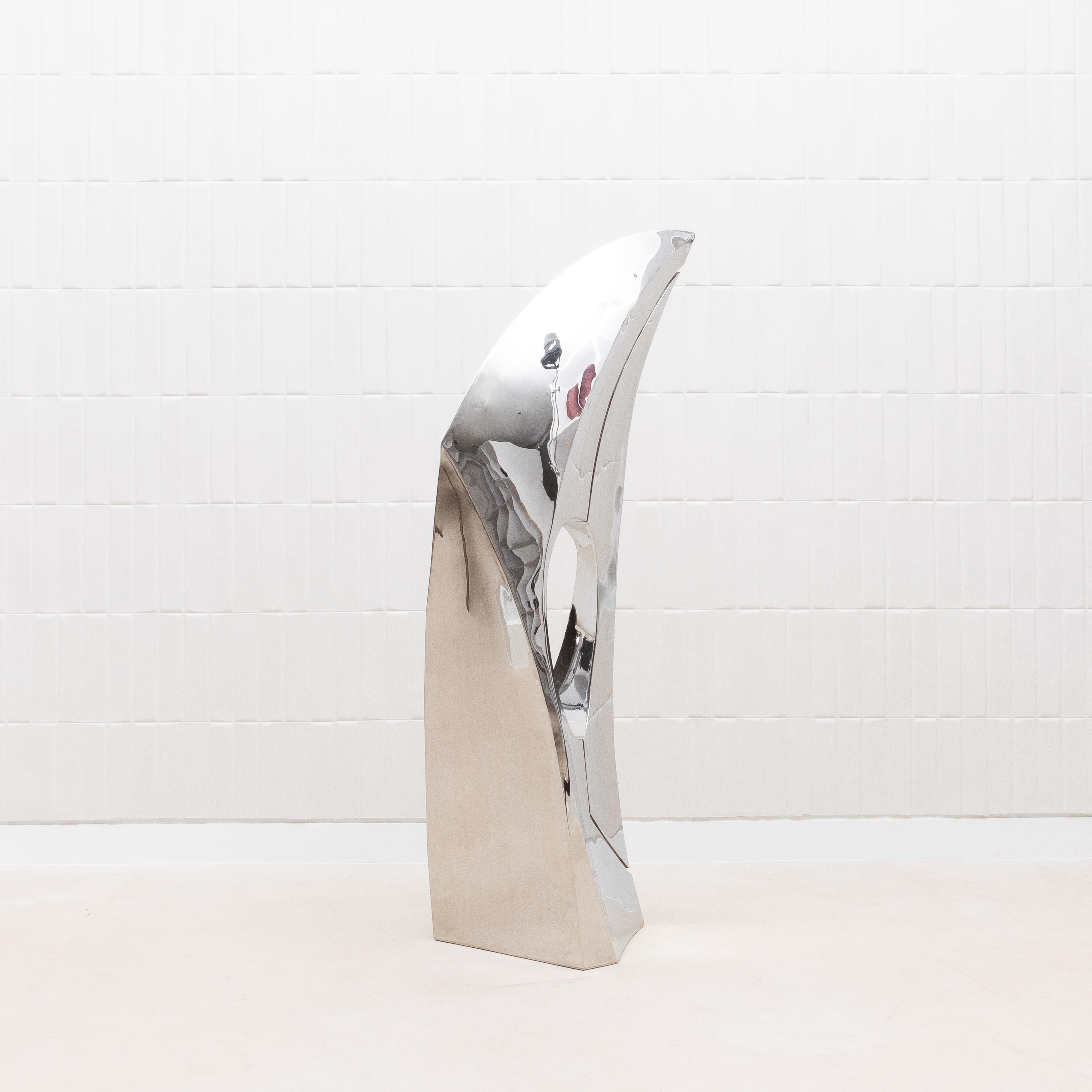 XXI secolo e contemporaneo Scultura astratta moderna XL in acciaio lucido di Patrick Coard Paris in vendita
