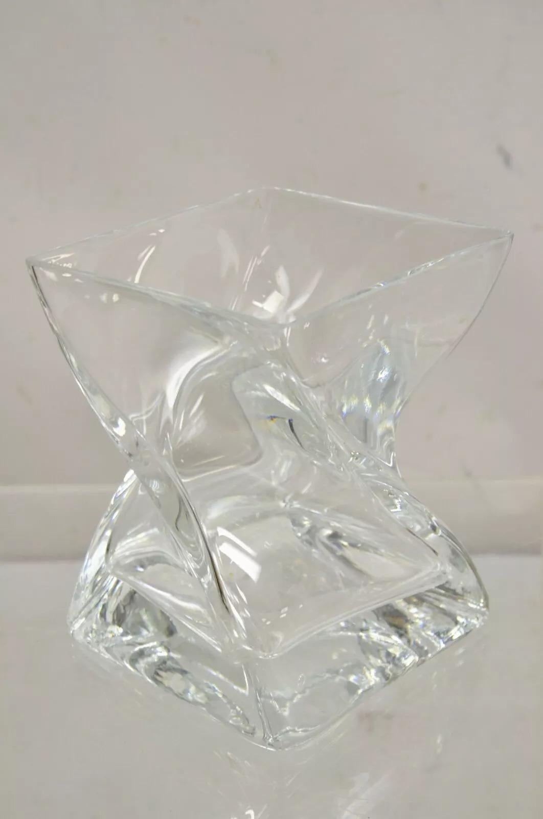Centre de table moderne abstrait turc Konart en cristal torsadé (B) en vente 2