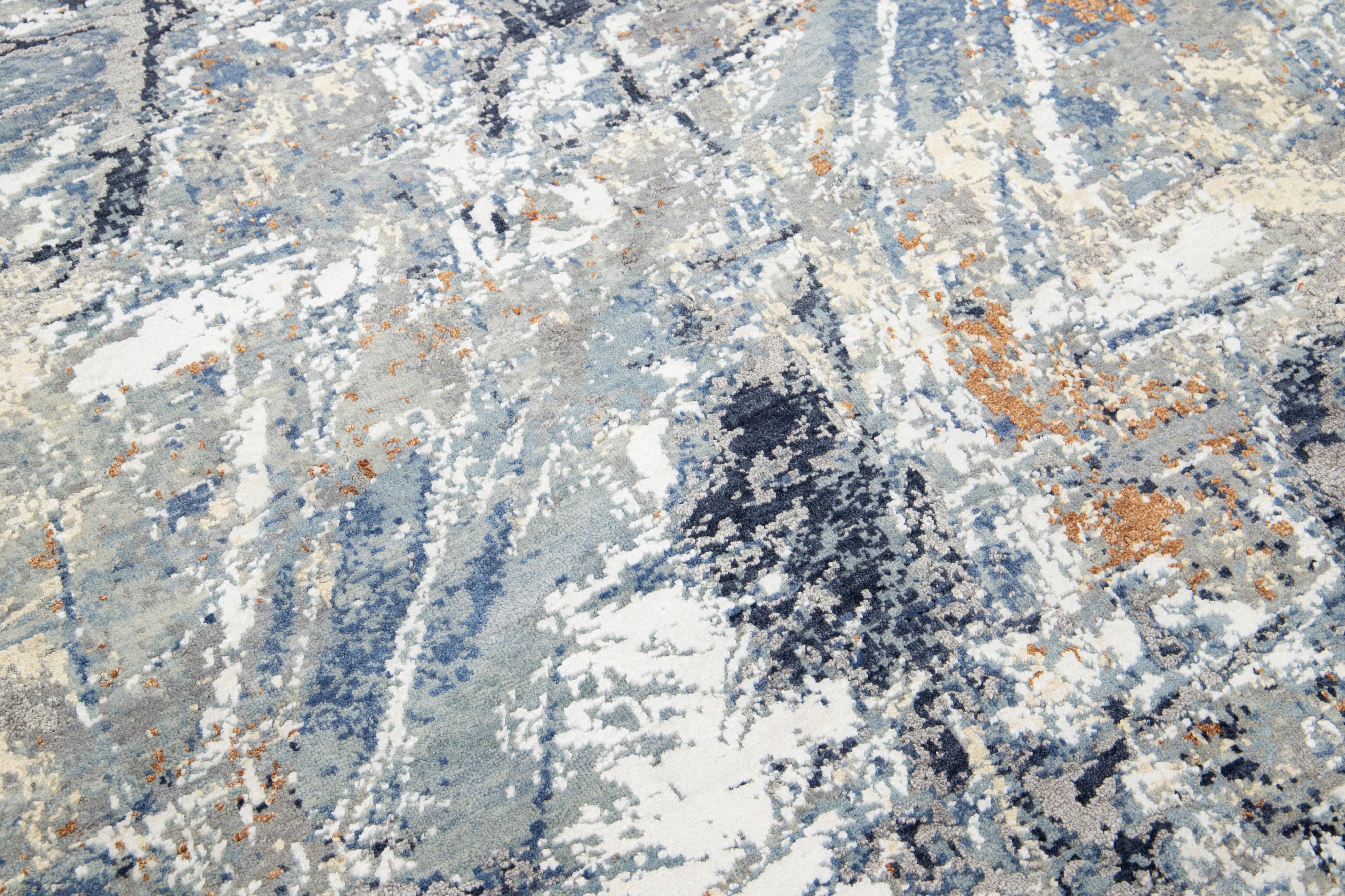 Moderner abstrakter runder Teppich aus Wolle und Seide in Blau und Grau im Angebot 1