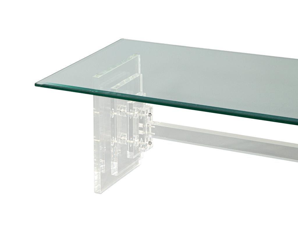 Mid-Century Modern Modern Lucite Cocktail Table with Geometric Base For Sale
