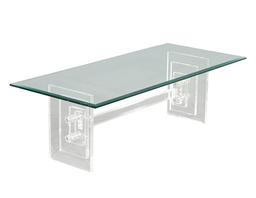 Modern Acrylic Cocktail Table with Geometric Base For Sale 2
