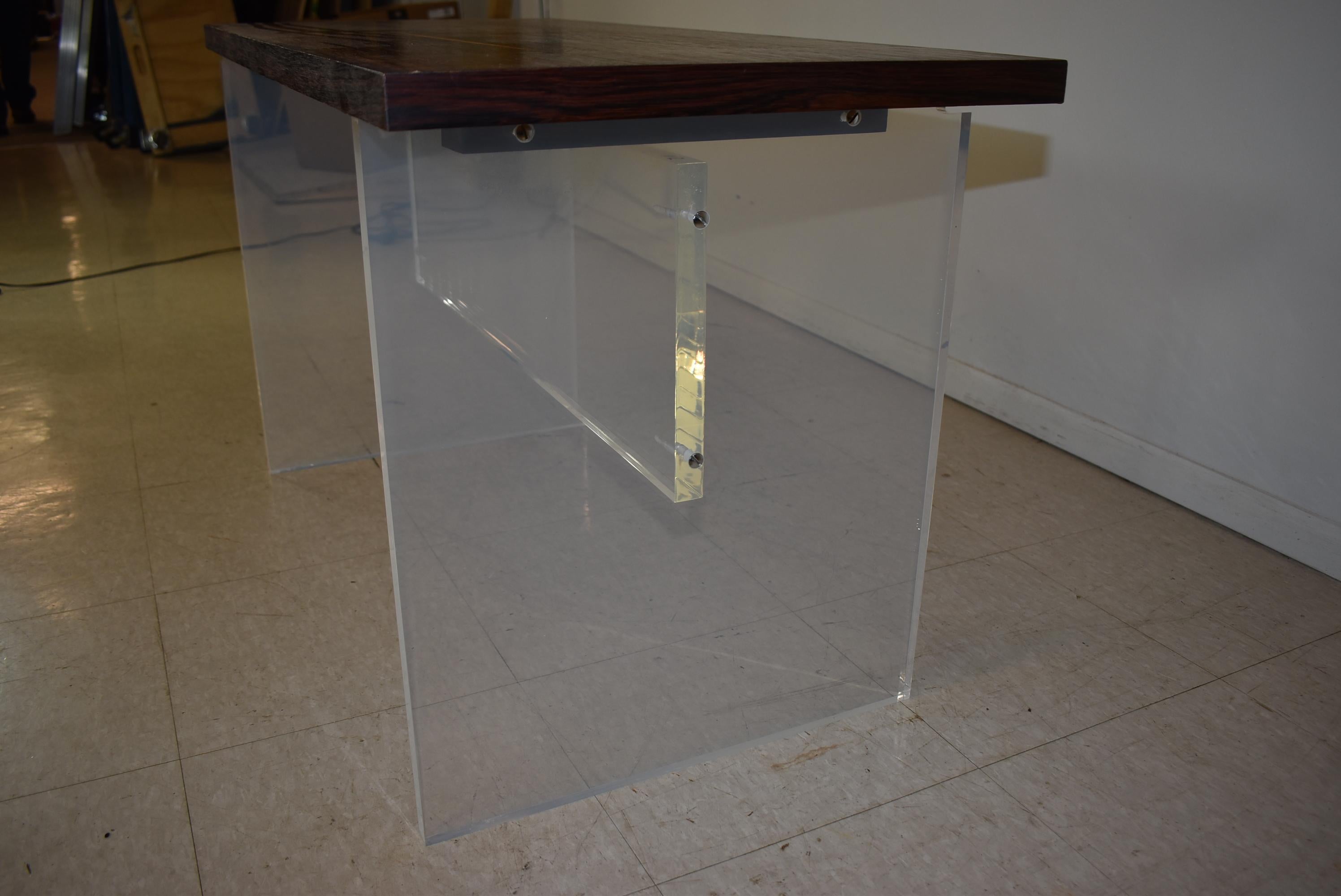 Modern Acrylic & Rosewood Side Table / Stand In Good Condition For Sale In Toledo, OH