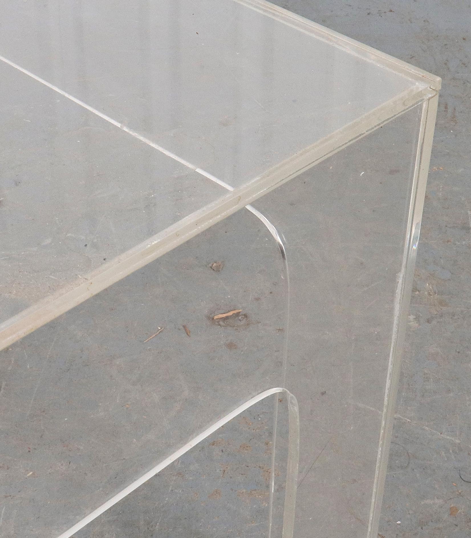 20th Century Modern Acrylic Side Table For Sale