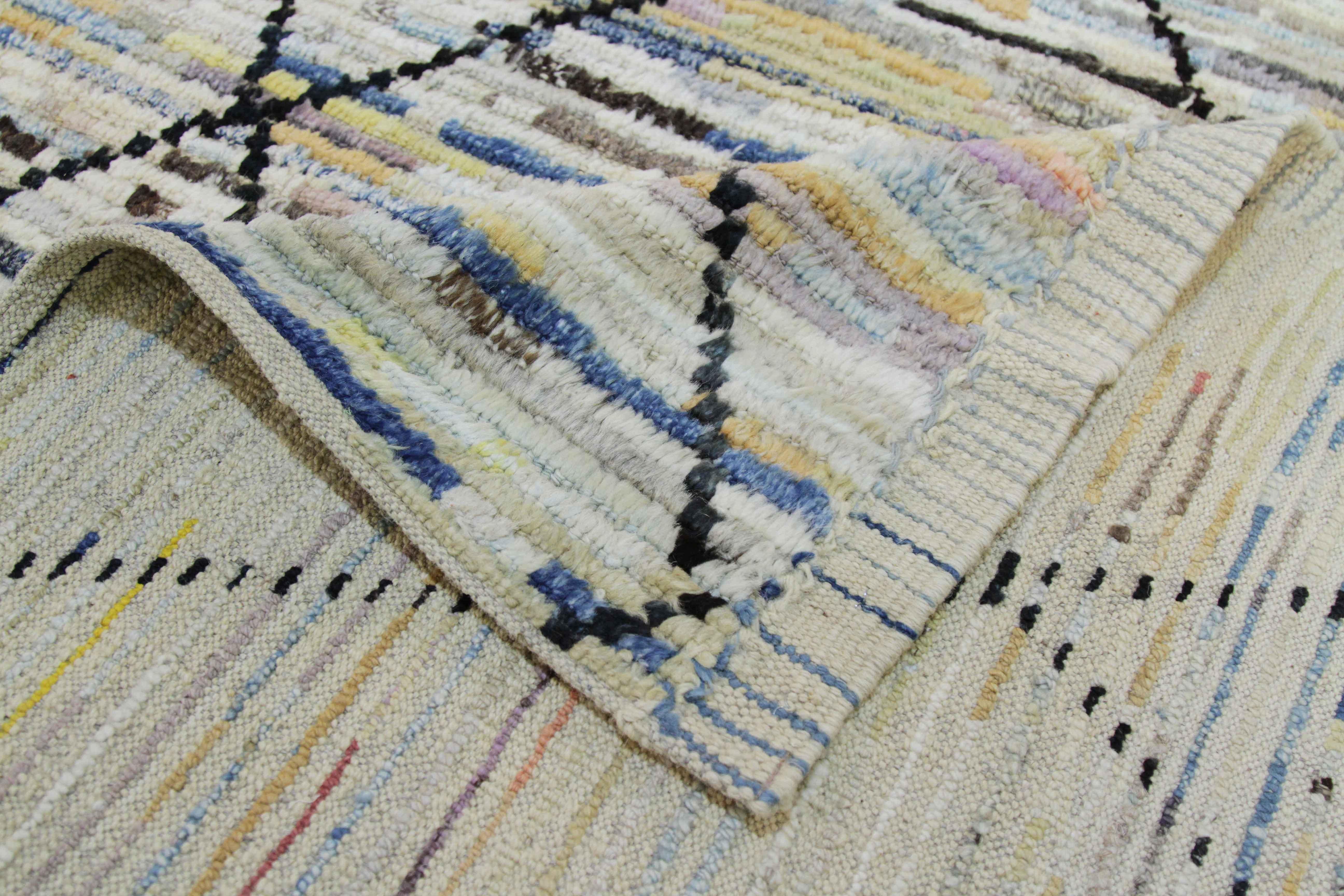 Alfombra afgana moderna de estilo marroquí con detalles tribales negros sobre un campo colorido en Nuevo estado para la venta en Dallas, TX
