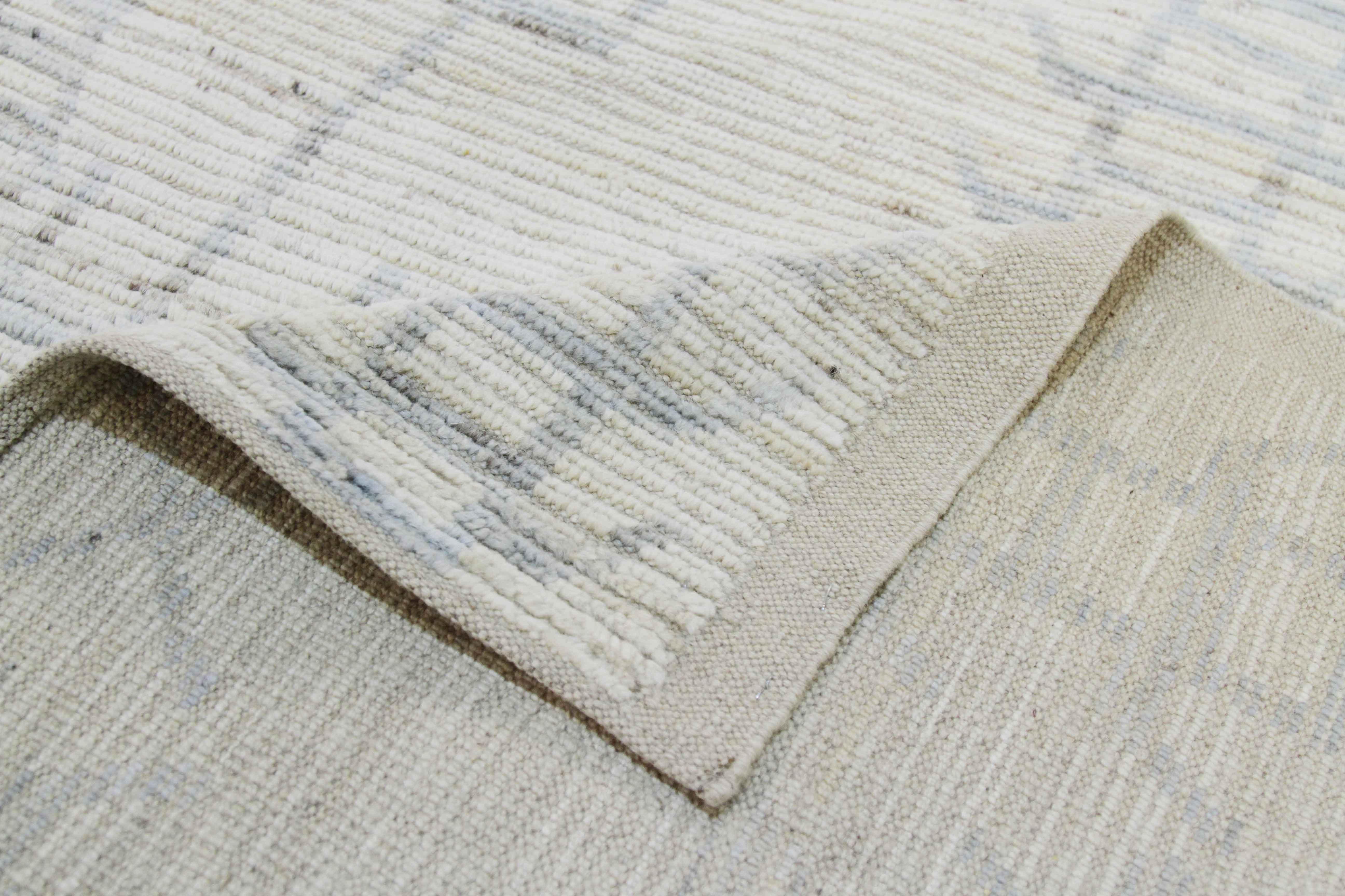 Tapis afghan moderne de style marocain avec motifs tribaux mixtes en gris Neuf - En vente à Dallas, TX