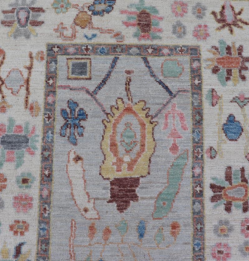 Modern Afghan Oushak Runner with Gray Background and Floral Motif In New Condition For Sale In Atlanta, GA