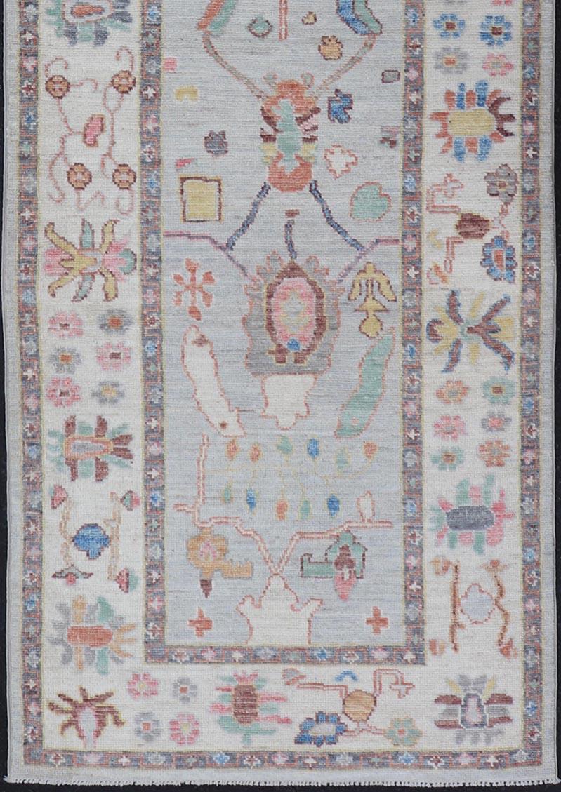 Modern Afghan Oushak Runner with Gray Background and Floral Motif For Sale 1