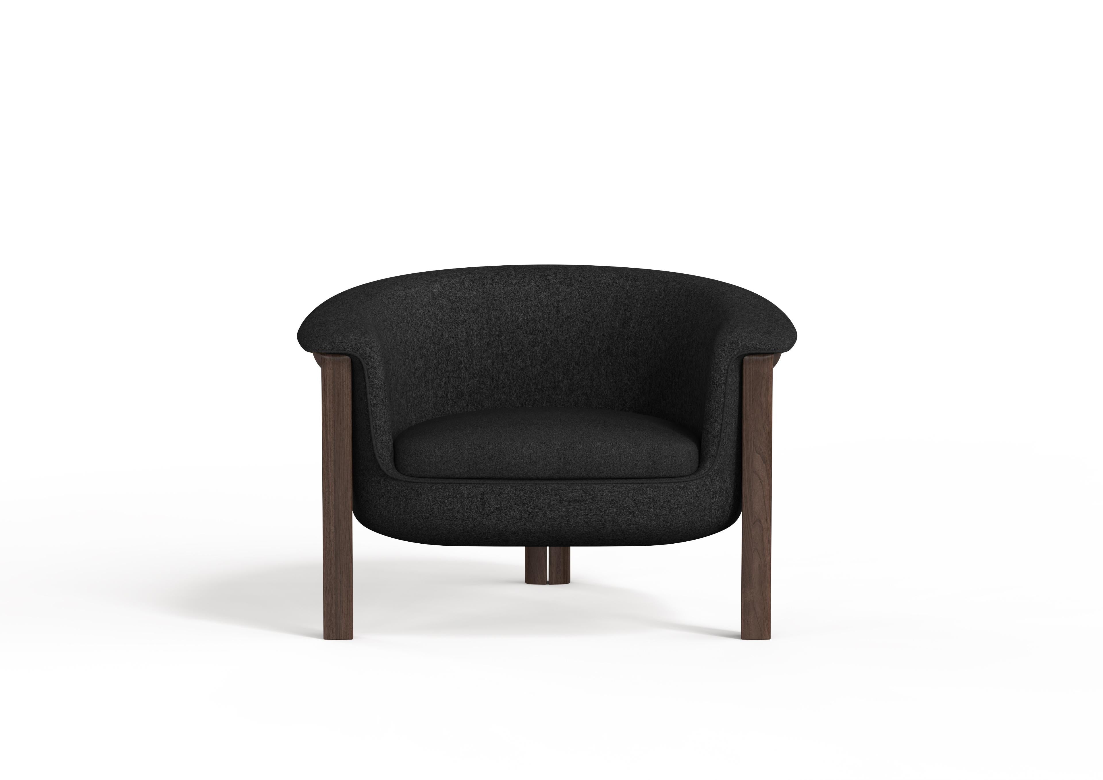 Moderner Agnes-Sessel aus Nussbaumholz, schwarzer Wollstoff (Stoff) im Angebot
