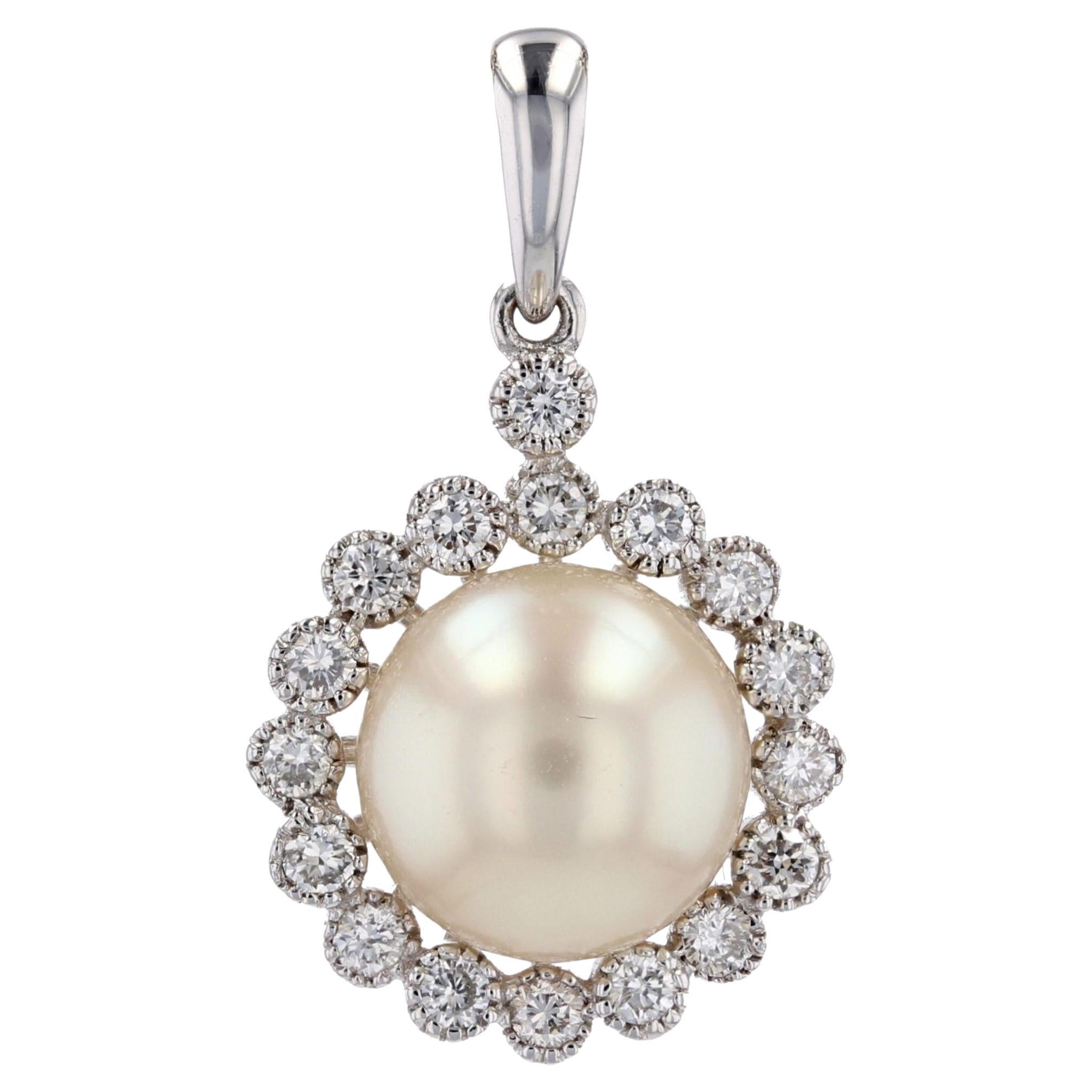 Modern Akoya Cultured Pearl Diamonds 18 Karat White Gold Daisy Pendant For Sale