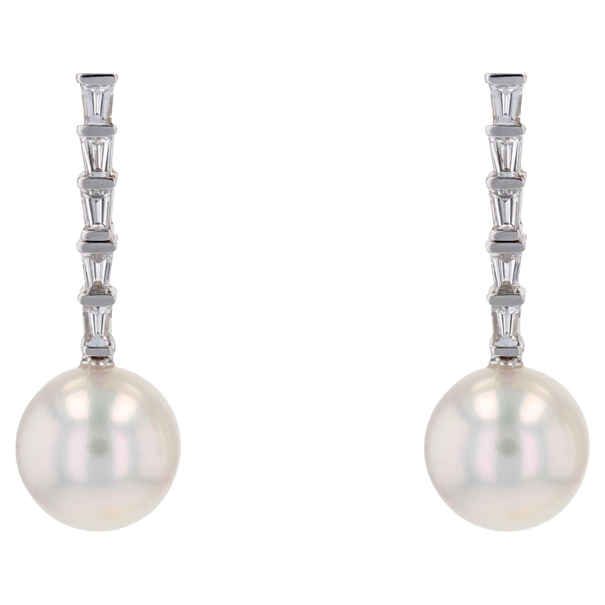 Modern Akoya Cultured Pearl Diamonds 18 Karat White Gold Dangle Earrings For Sale