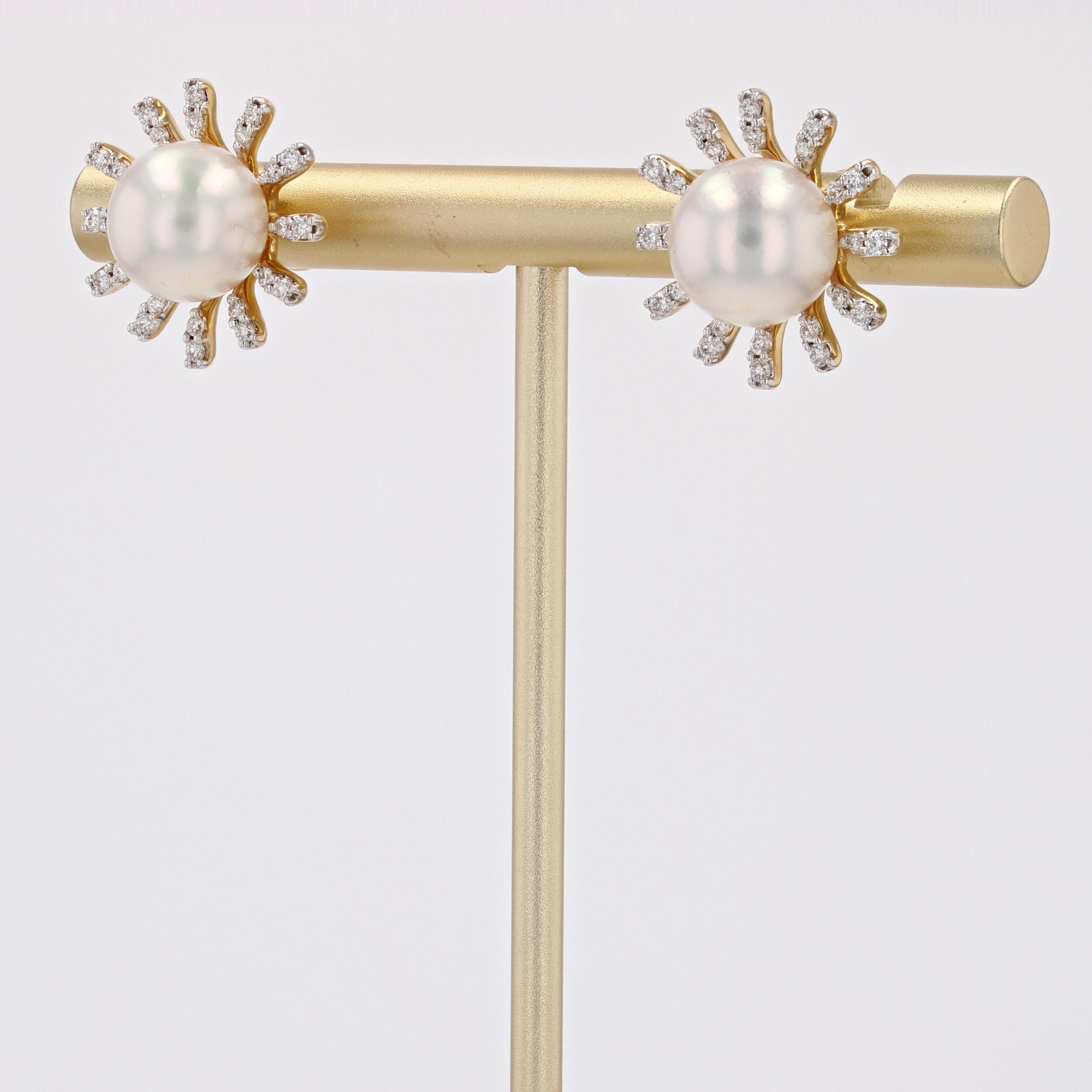 Brilliant Cut Modern Akoya Cultured Pearl Diamonds 18 Karat Yellow Gold Flake Stud Earrings For Sale